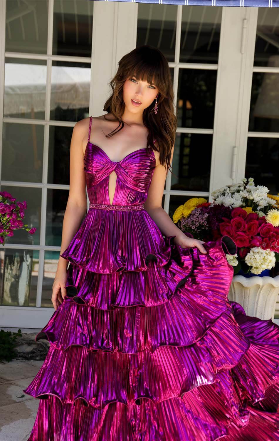 29263 - Ava Presley - Metallic Tiered Keyhole Gown - Image 6