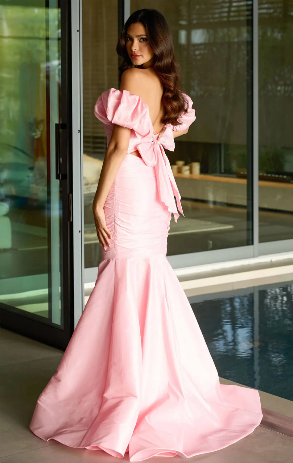 47172 - Ava Presley - Puff Sleeve Mermaid Gown With Bow - Image 3