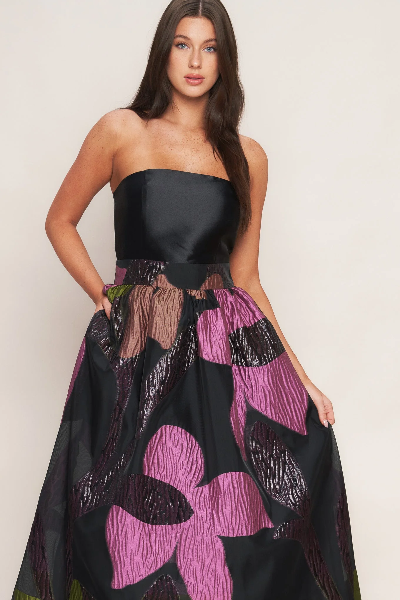 ABSTRACT ROSE BLACK MIDI DRESS - FINAL SALE - Image 5