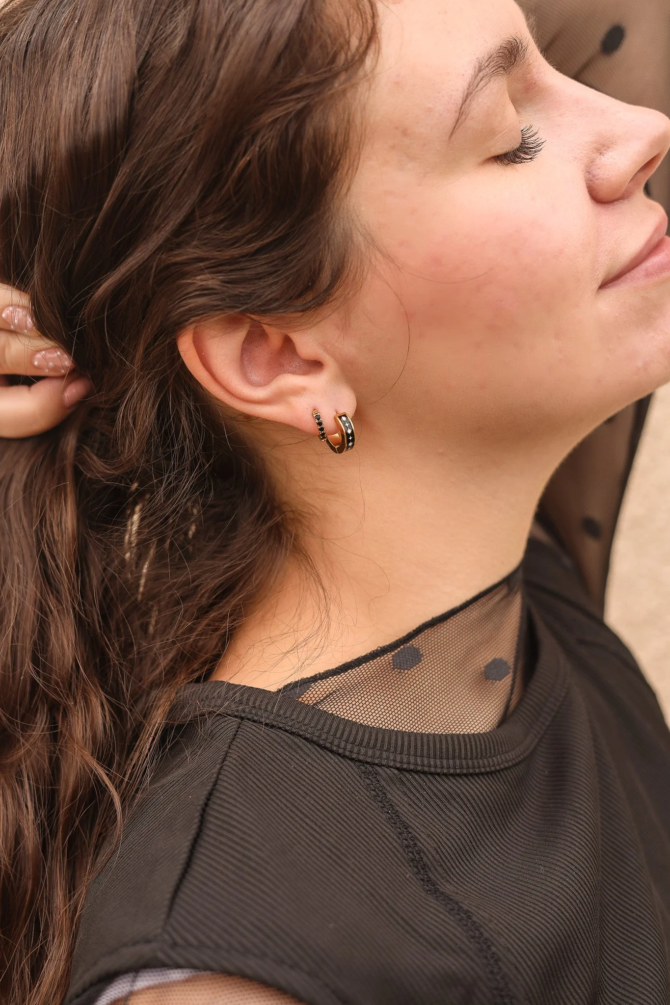 Astara Black Enamel Hoop Earring - Image 4
