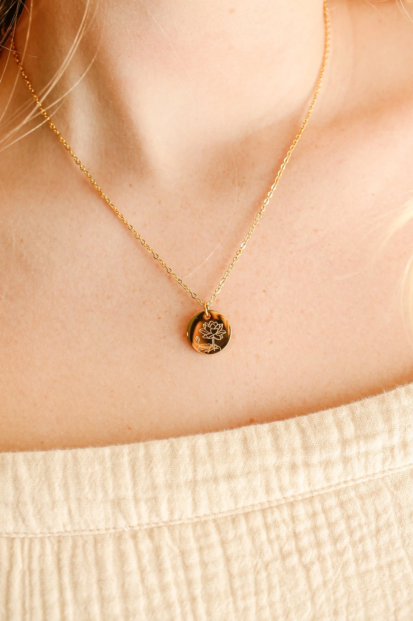 Birth Flower Pendant Necklace - Image 13