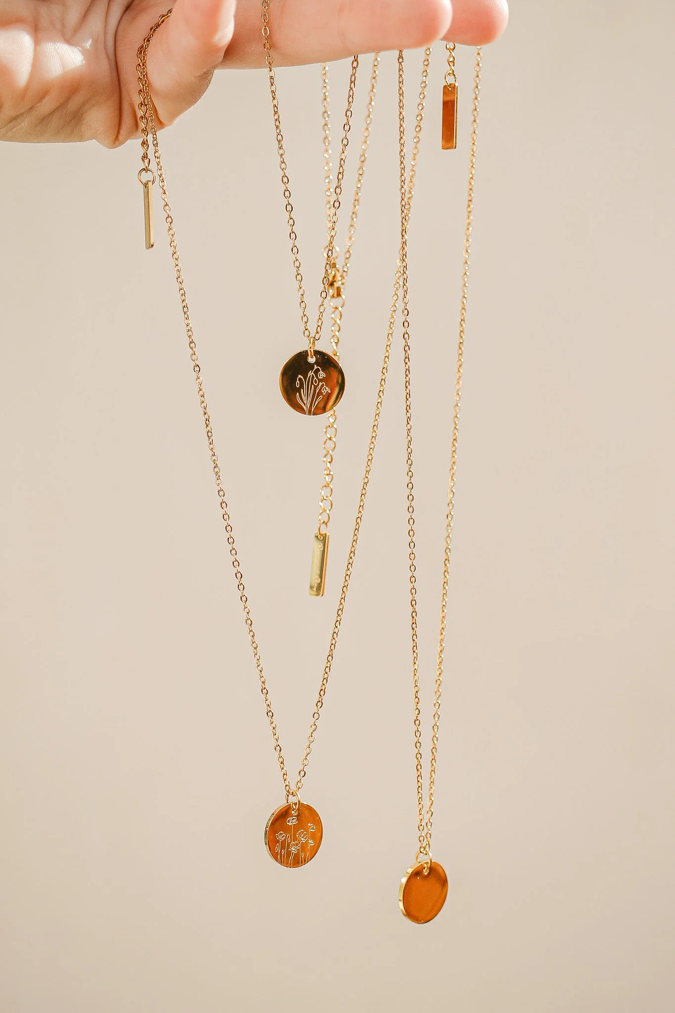 Birth Flower Pendant Necklace - Image 5