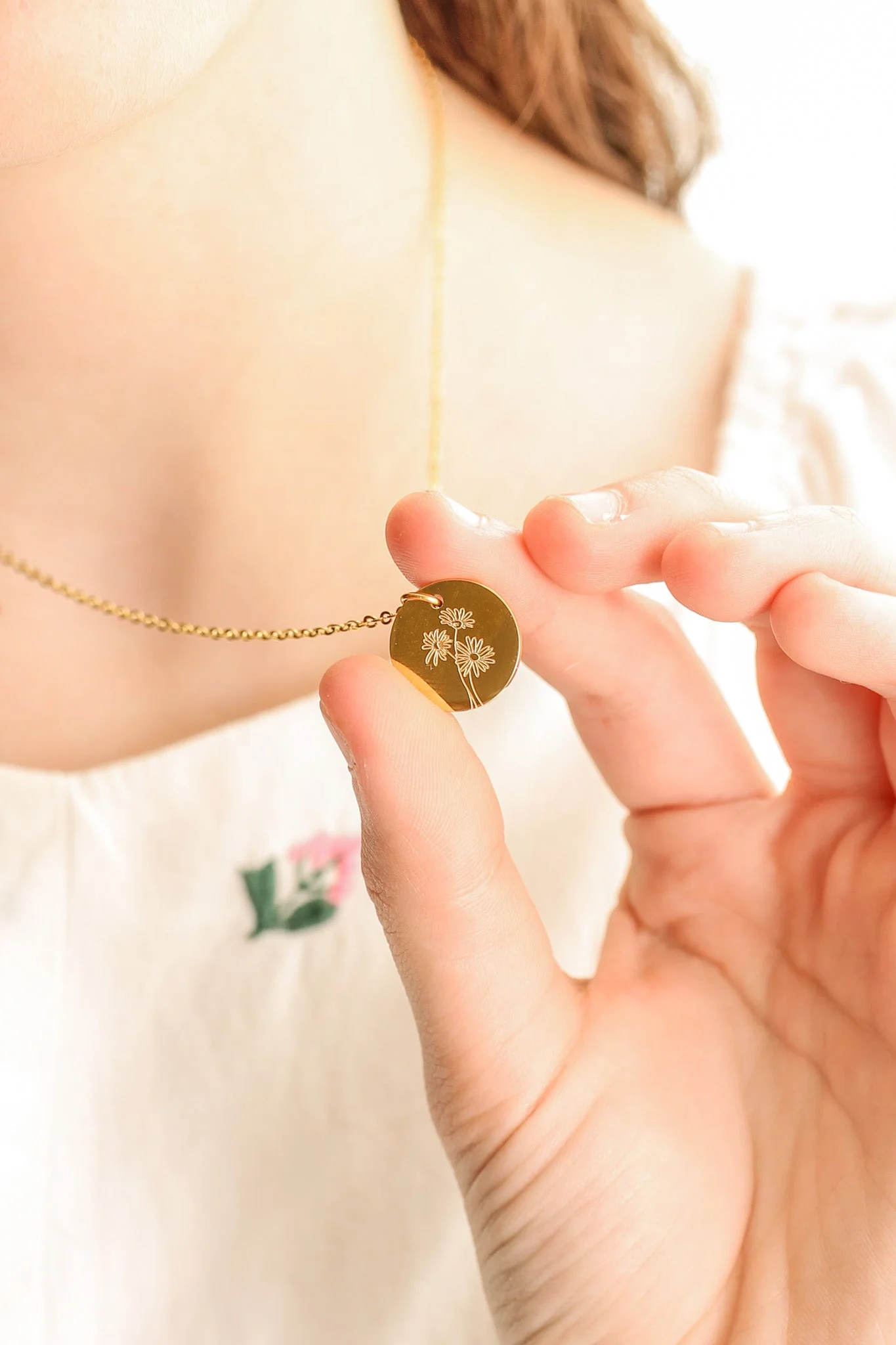 Birth Flower Pendant Necklace - Image 7