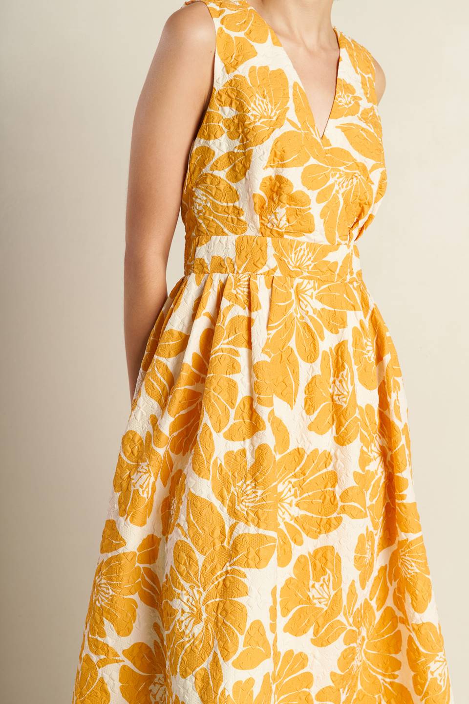 BOLD BLOOMS - MUSTARD YELLOW MIDI DRESS - Image 8