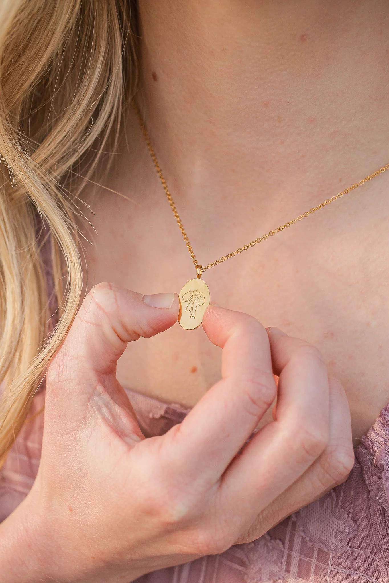 Bow Pendant Necklace in Gold - Image 4