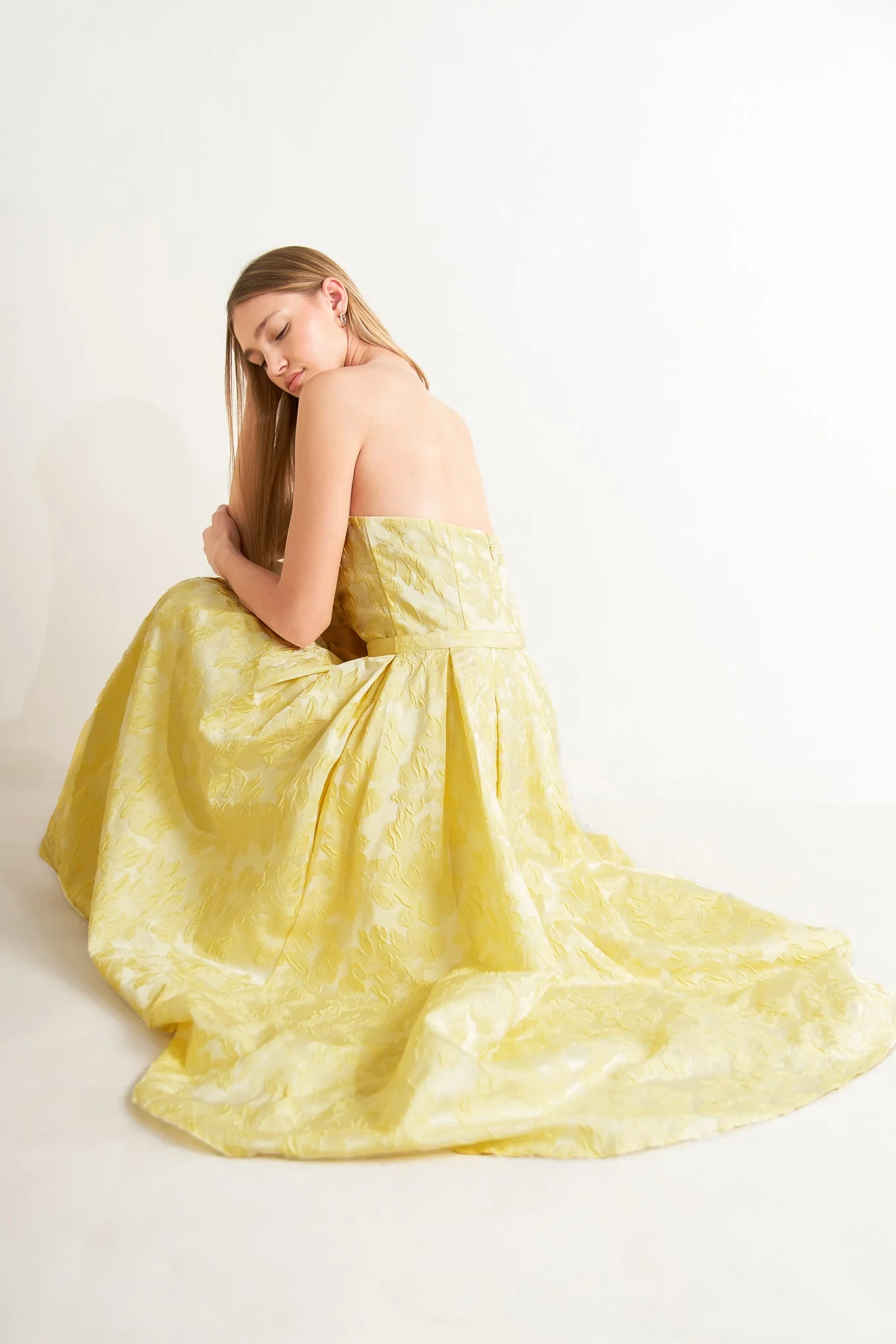 BUTTERCUP BLOOM LEMON YELLOW MIDI DRESS - Image 4