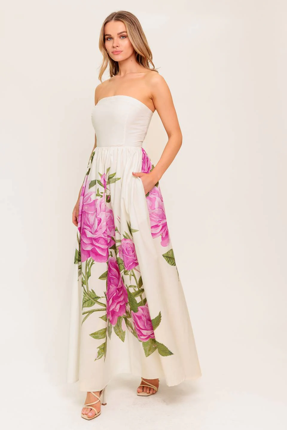 CAUGHT IN THE BREEZE STRAPLESS FLORAL MAXI DRESS - Image 7