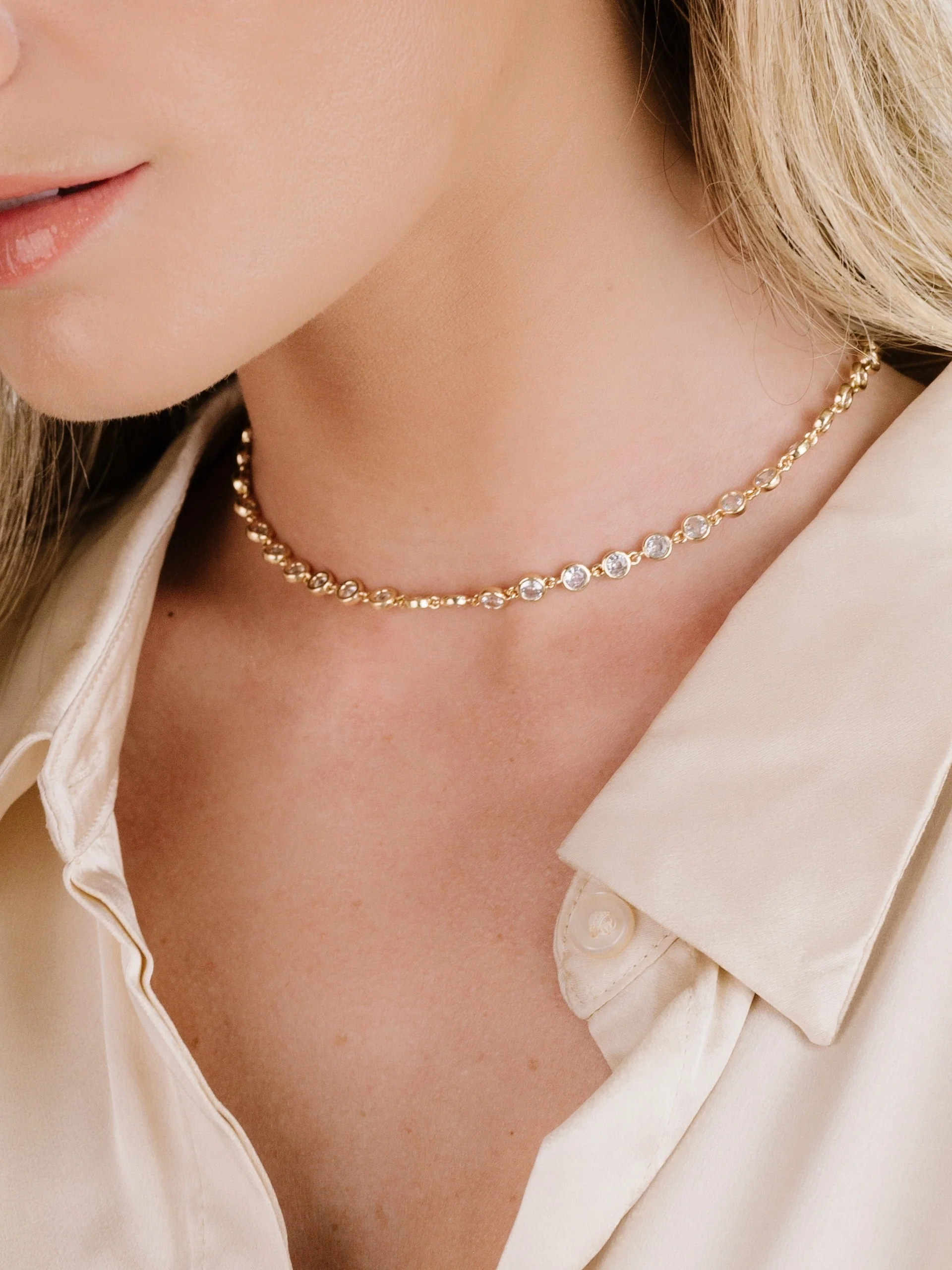 Crystal Disc and Link Necklace - Image 7