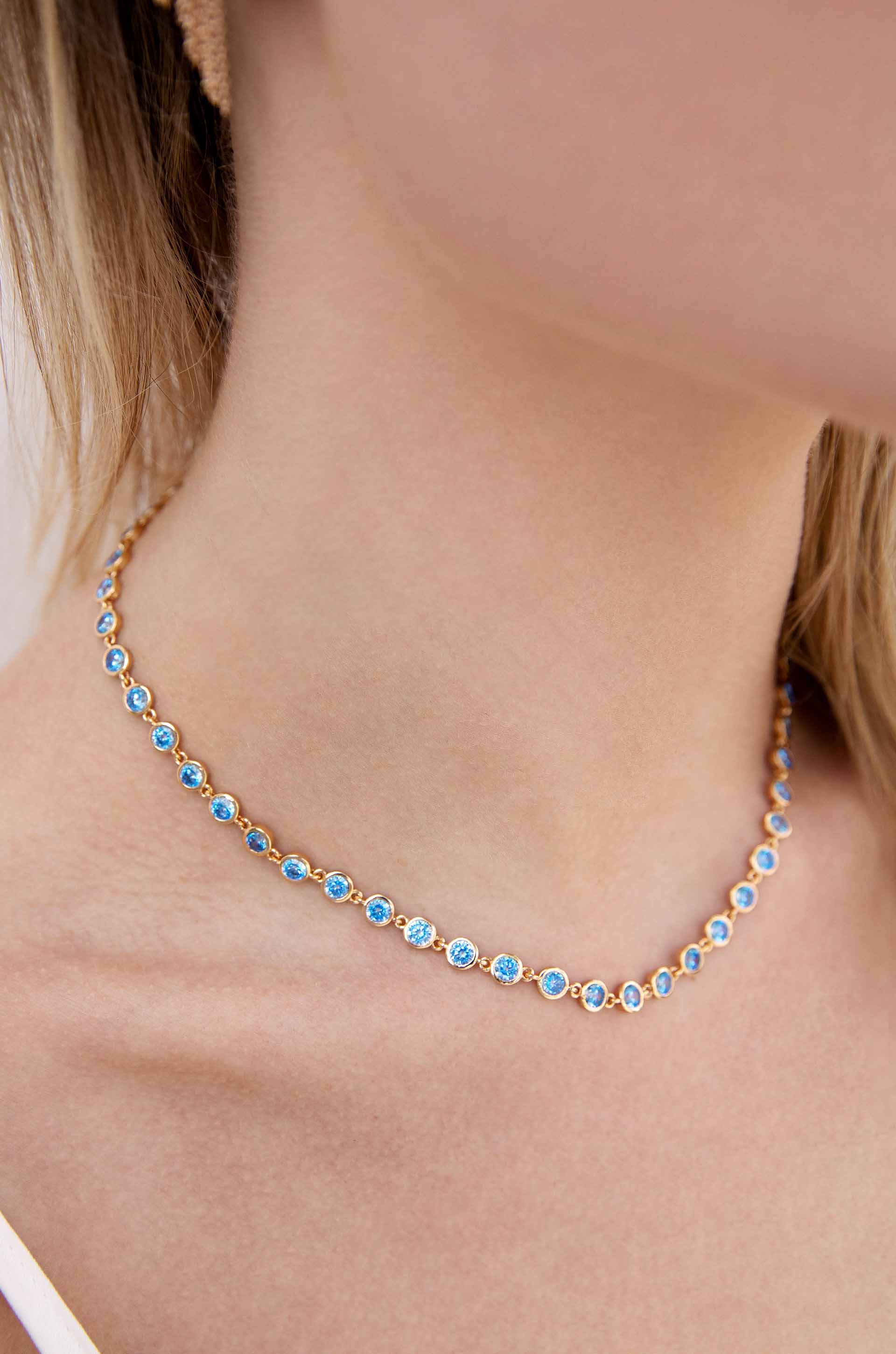 Crystal Disc and Link Necklace - Image 8