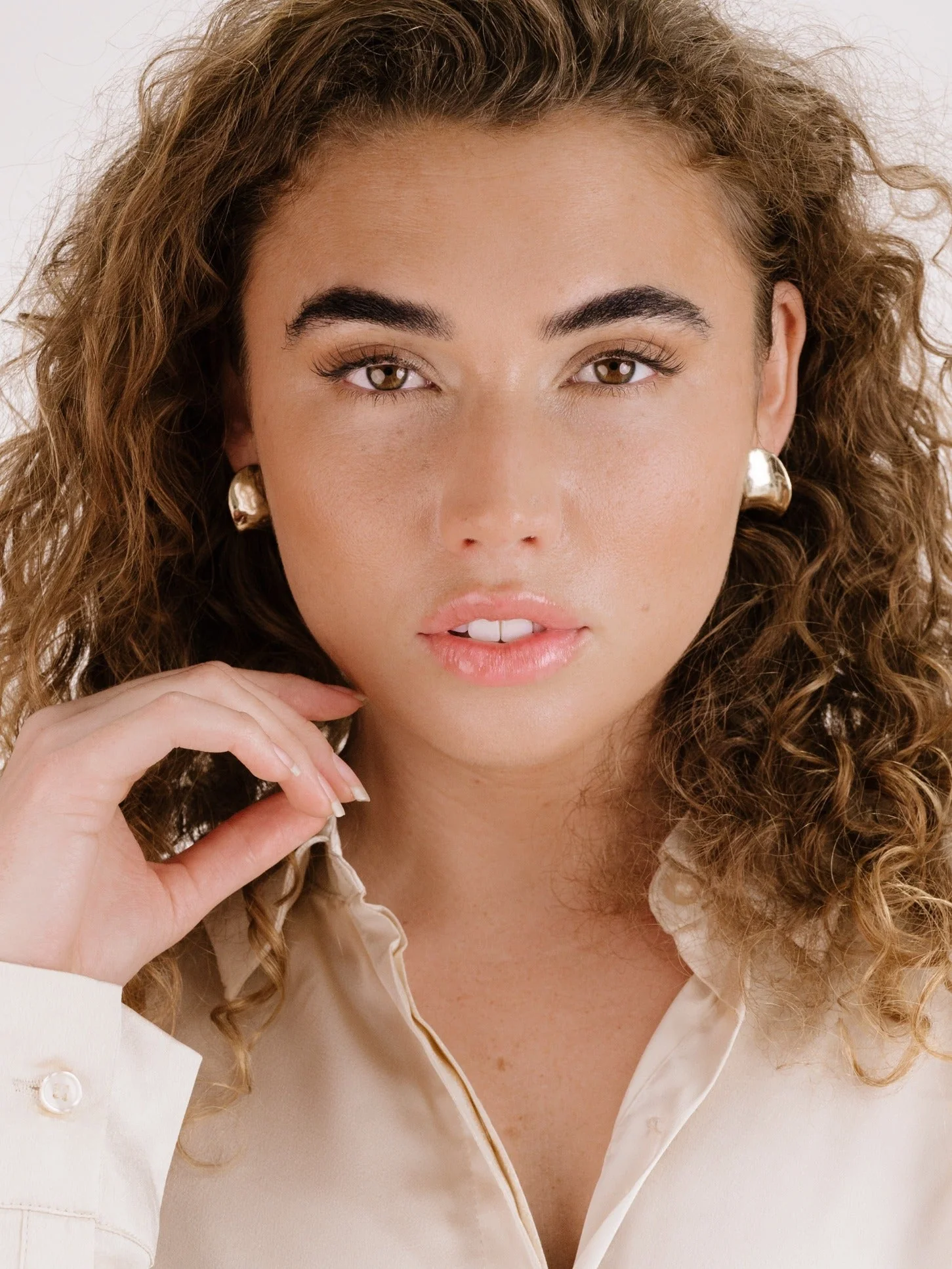 Curved Stud Earrings - Image 8