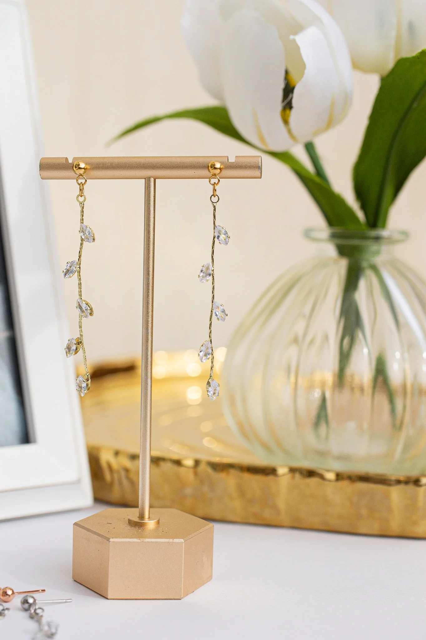 Daphne Leaf Dangle Earrings - Image 5