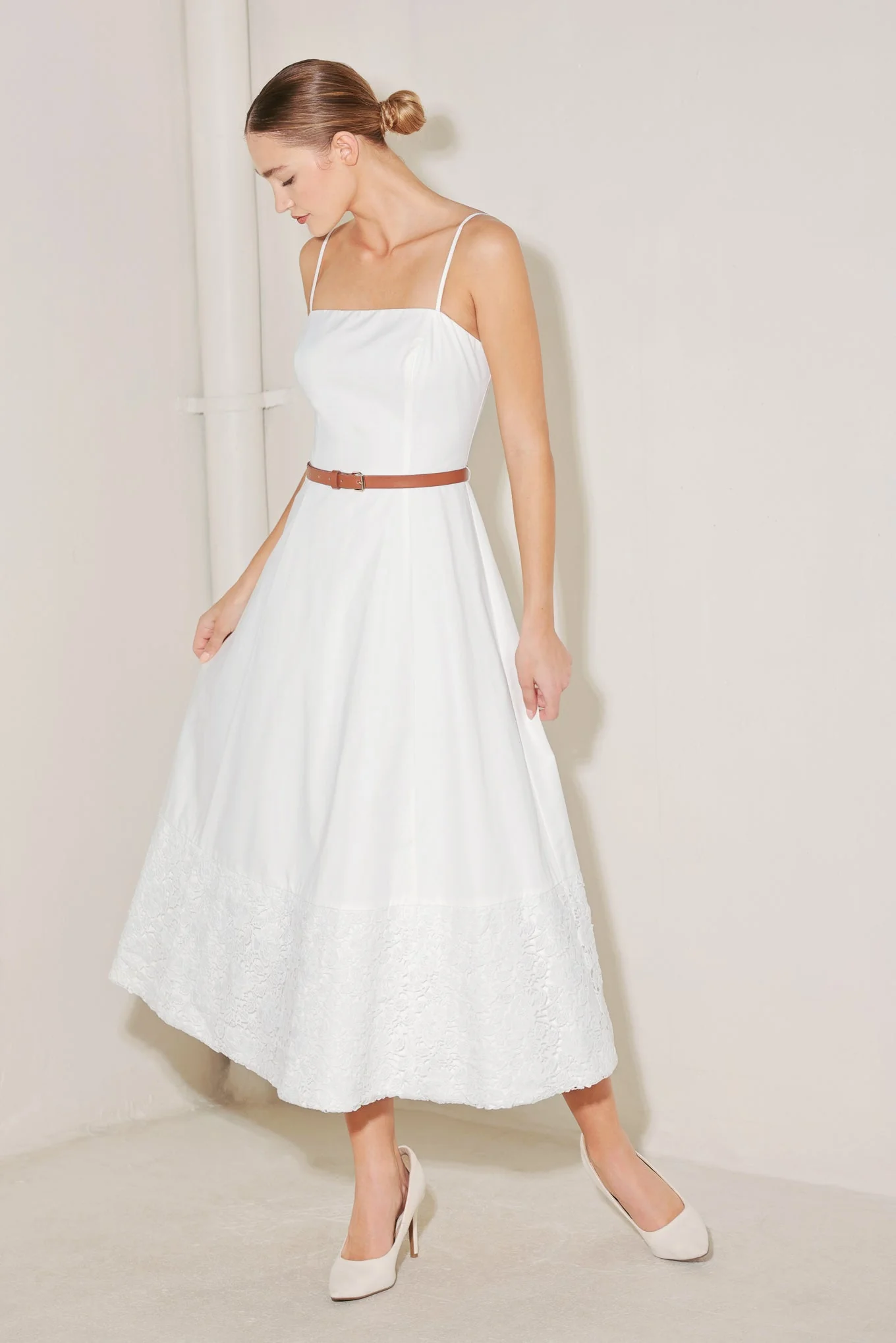 DELICATE ICON WHITE MIDI DRESS - Image 3