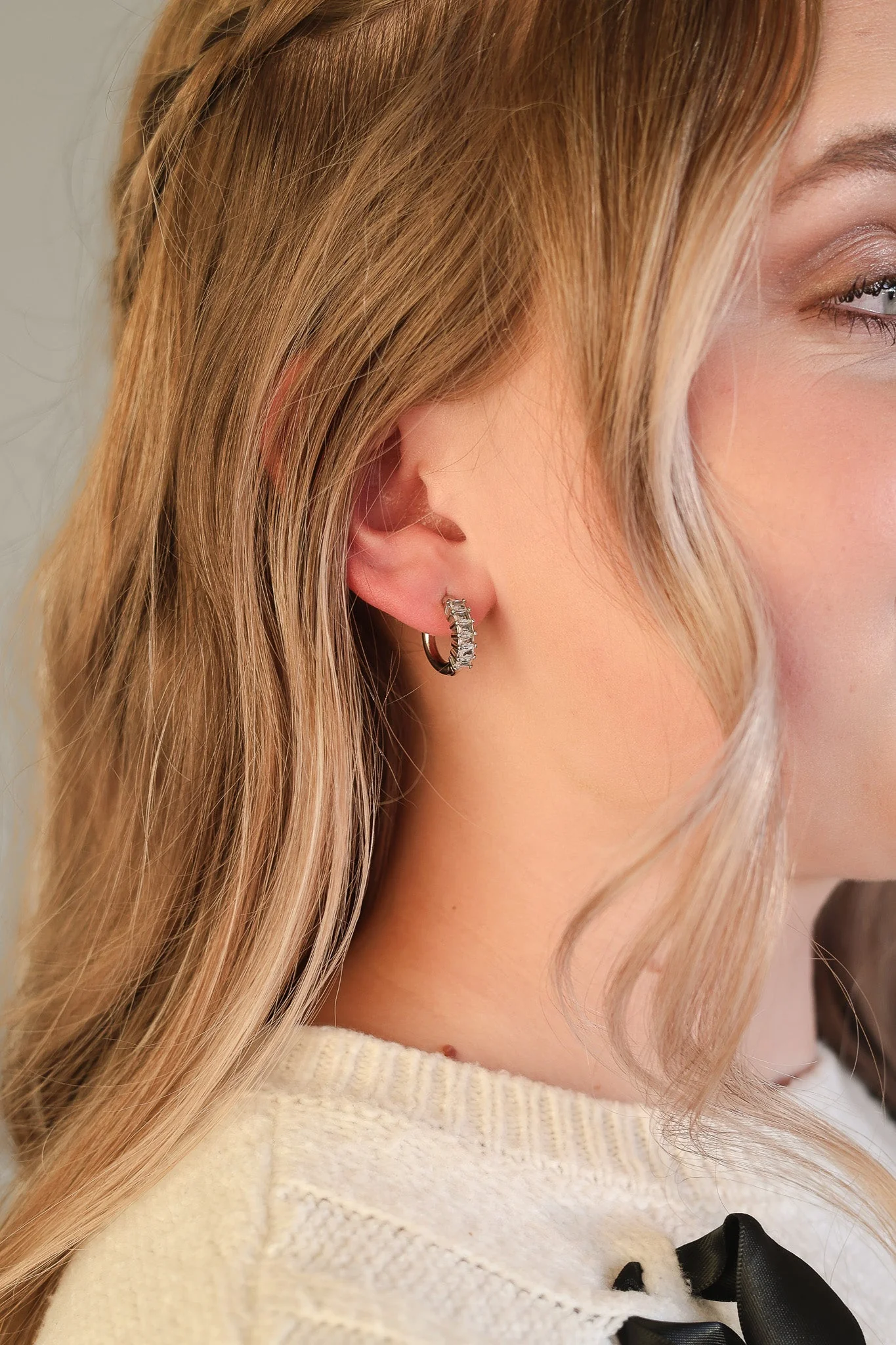 Crystal Diamond Hoop Earrings - Image 9