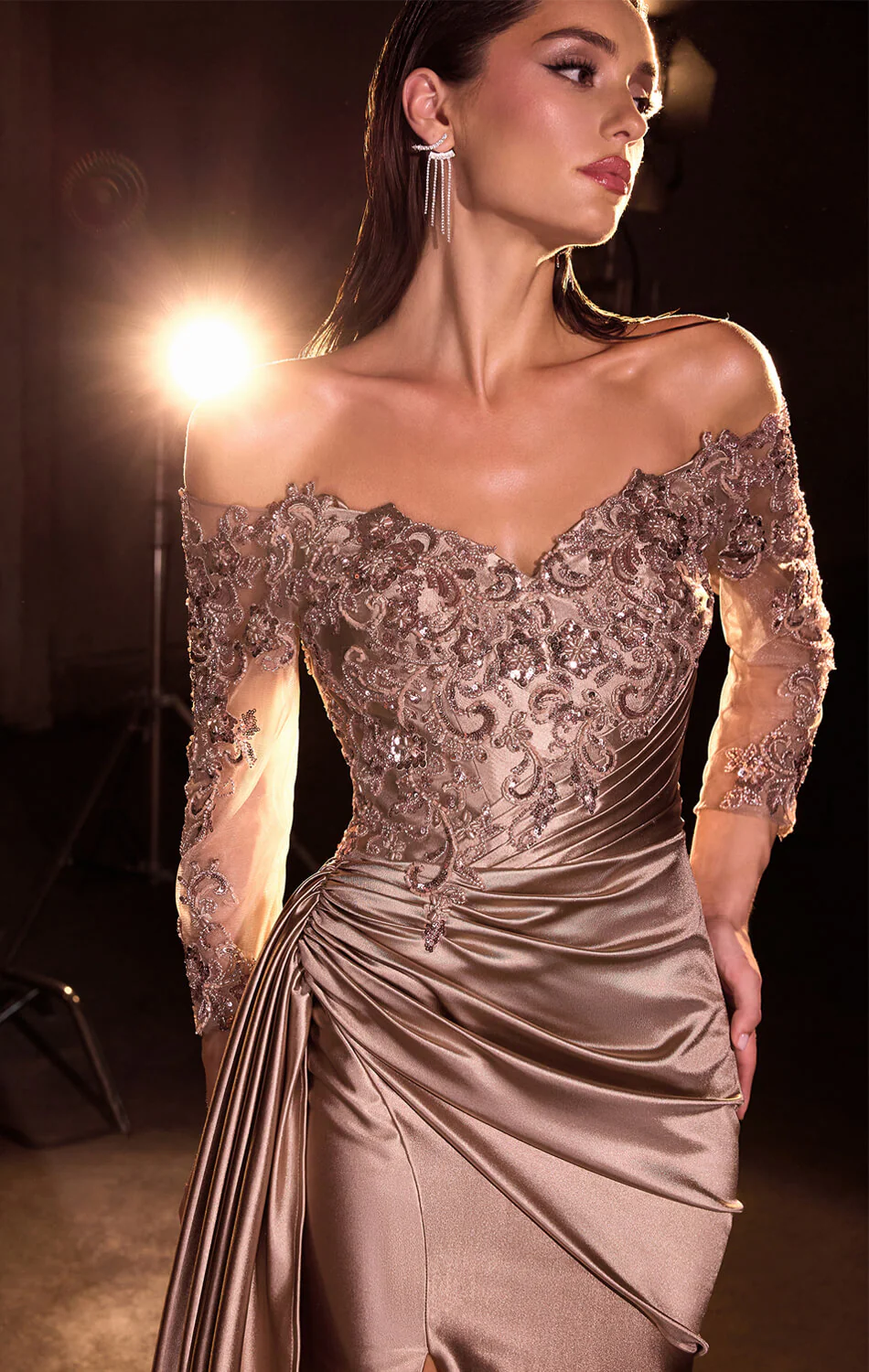 Donna Gown - Evening Dress with Lace Sleeves - Image 5