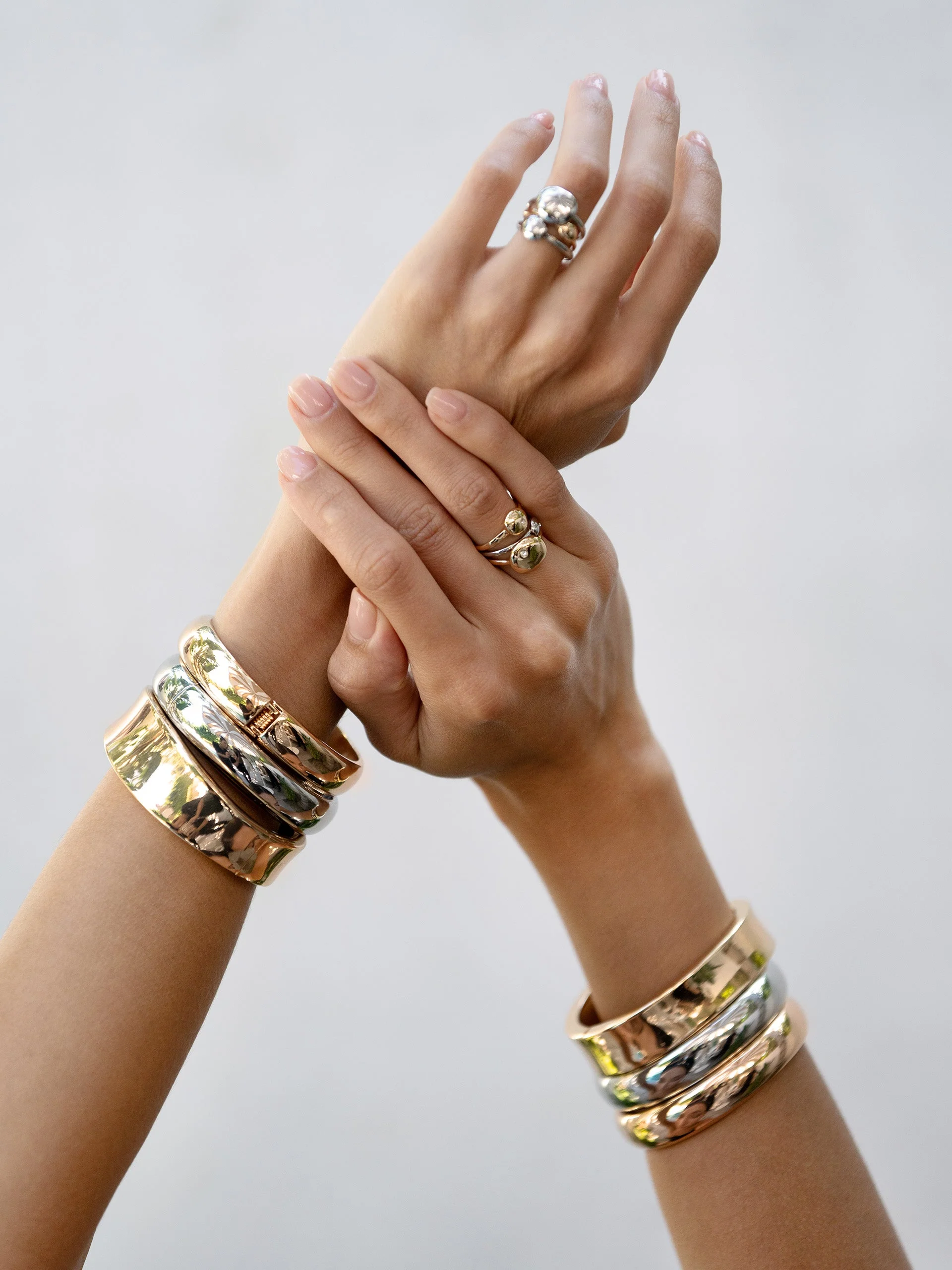 Double Golden Bangle Set - Image 8