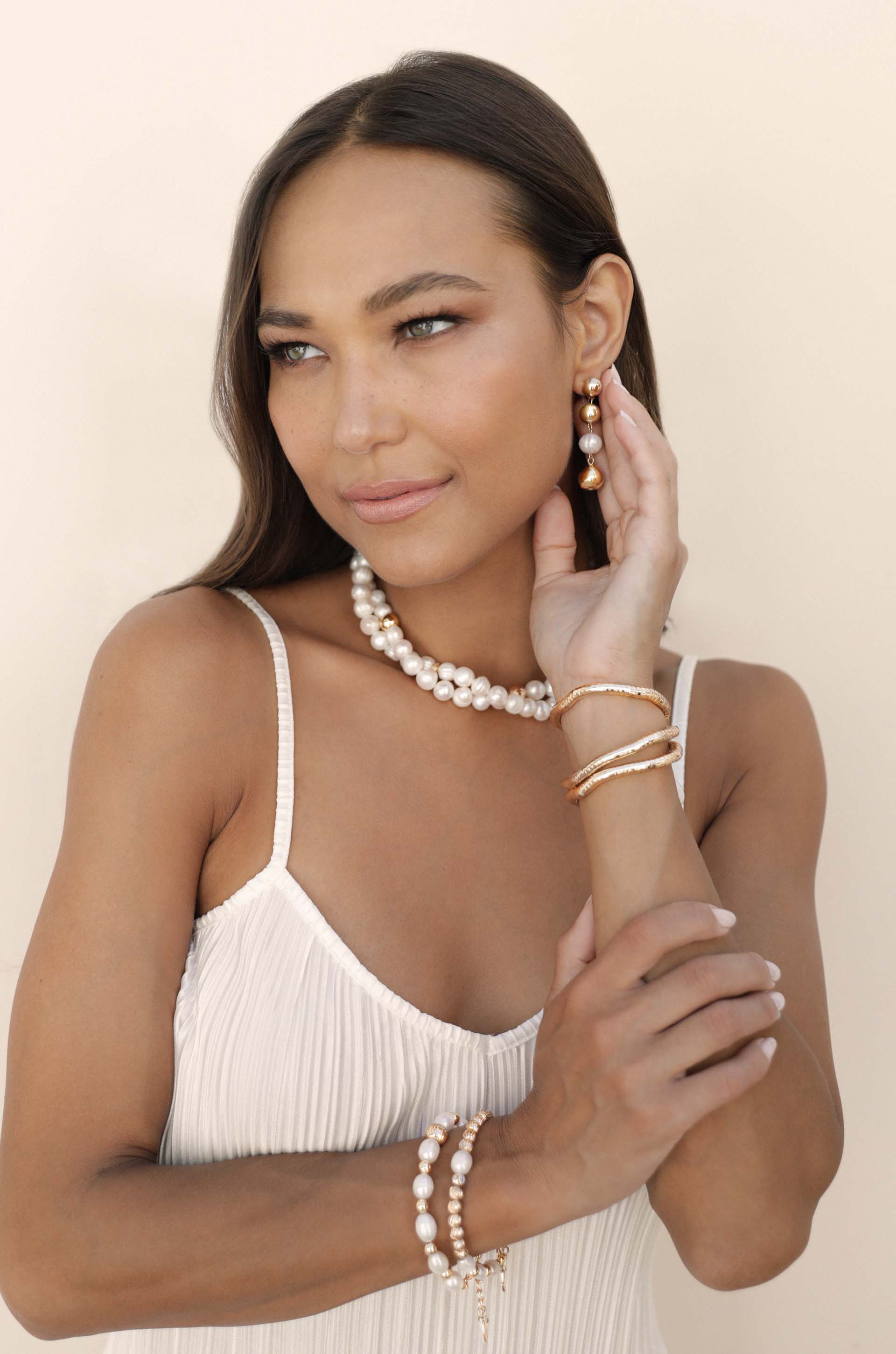 Double Strand Pearl Necklace - Image 3