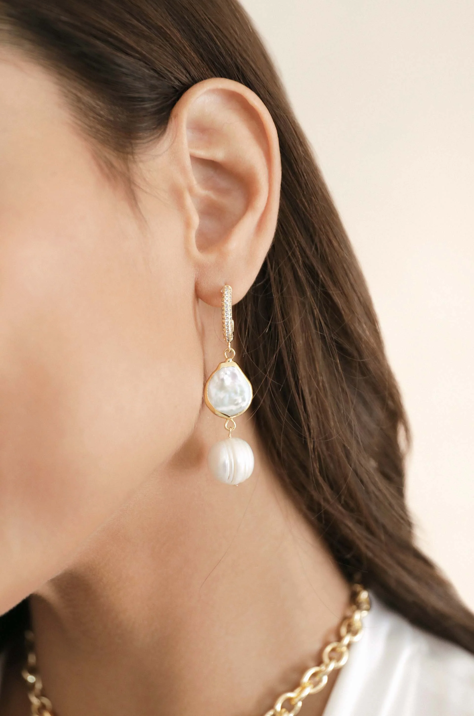 Duchess Pearl and Dangle Earrings - Image 3