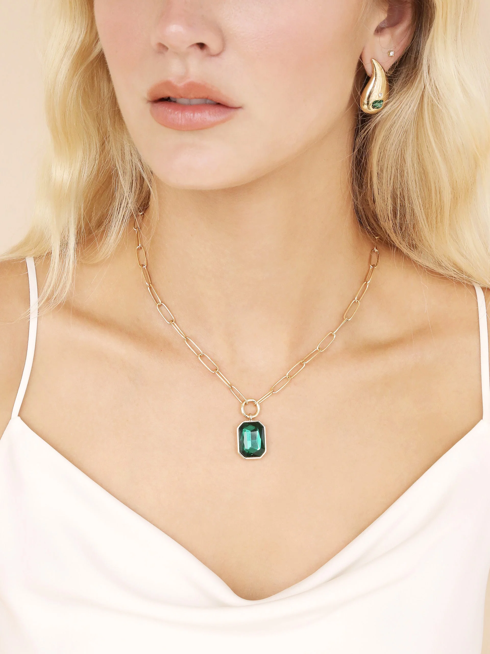 Deco Crystal Pendant Necklace - Image 5