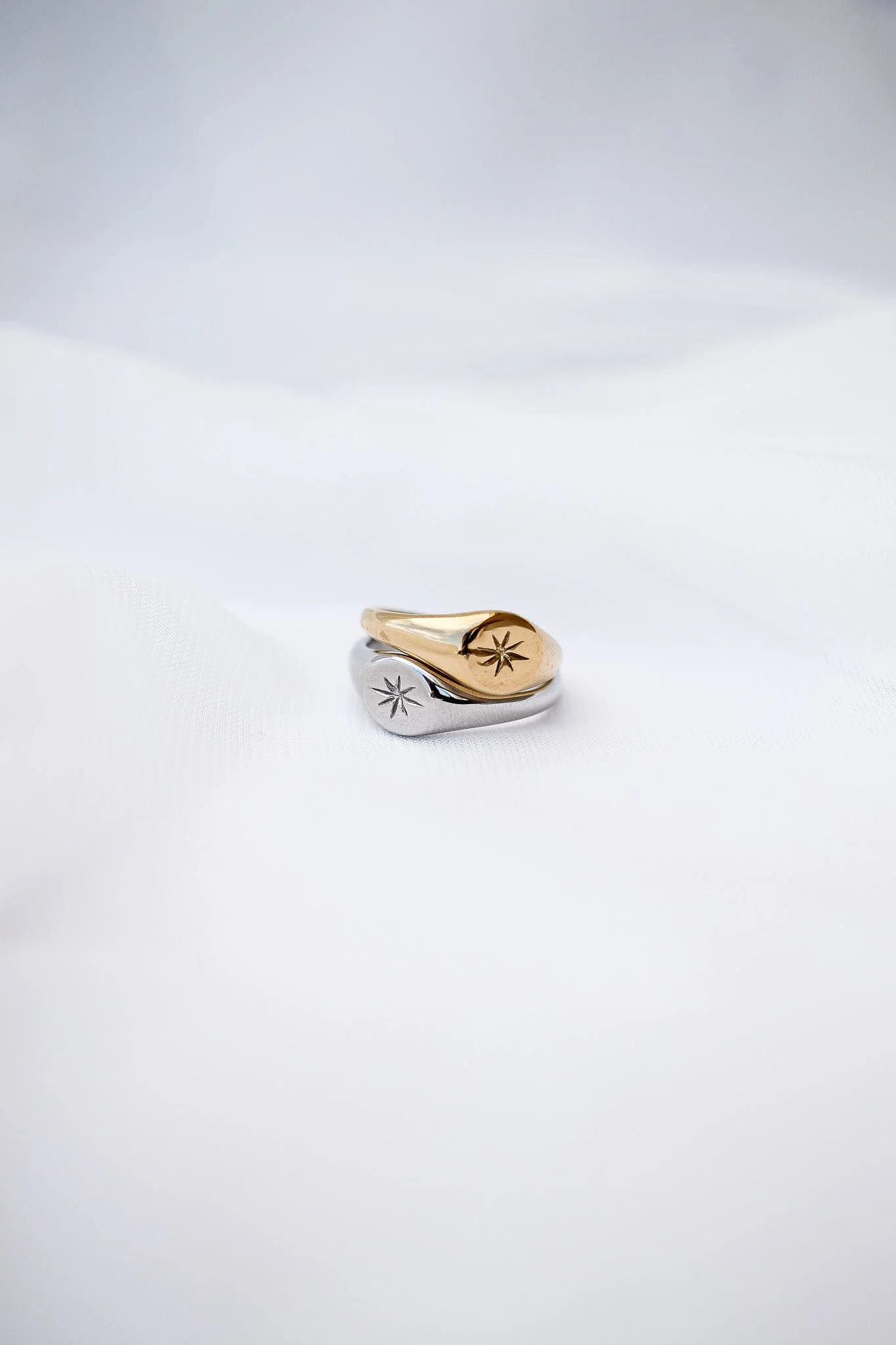 Estelle Ring in Gold - Image 11