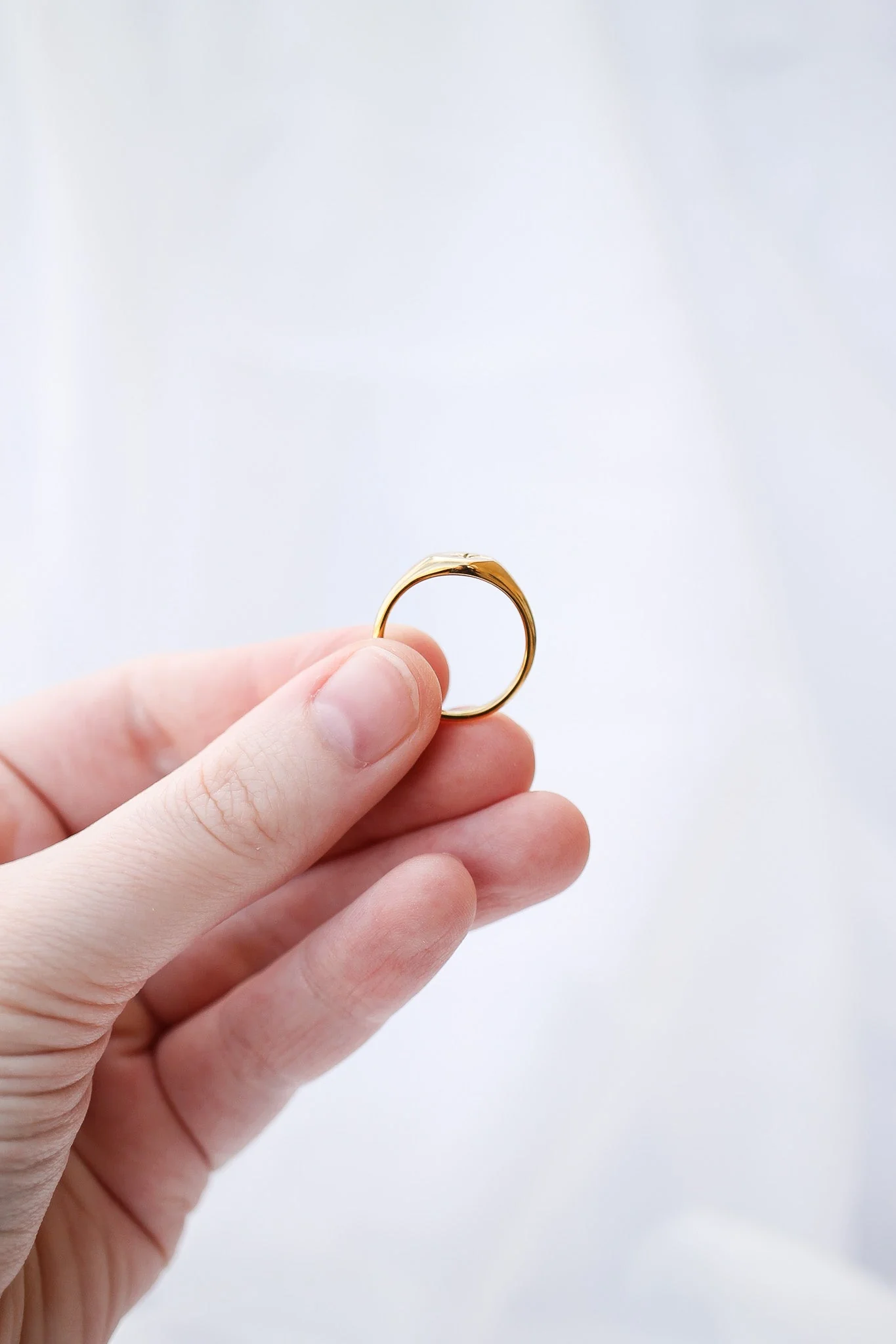 Estelle Ring in Gold - Image 6