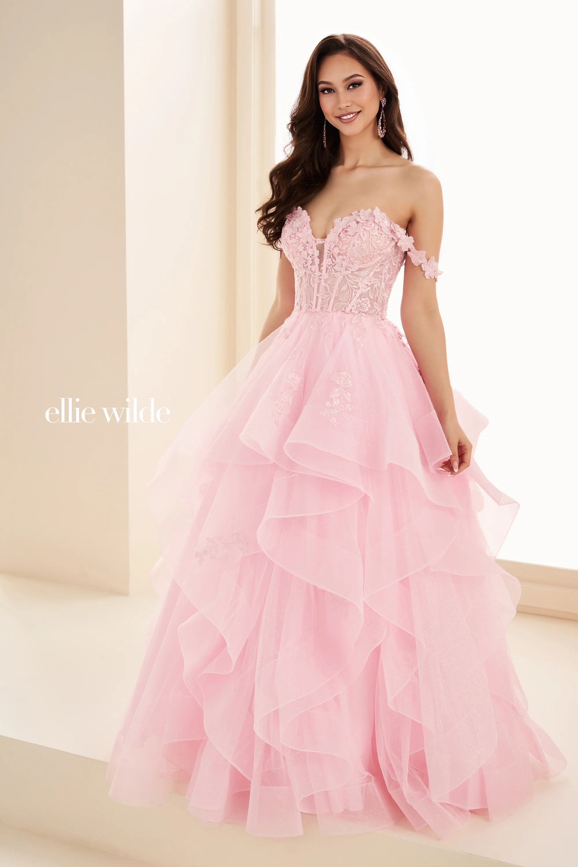 EW35084 - Ellie Wilde - Image 3
