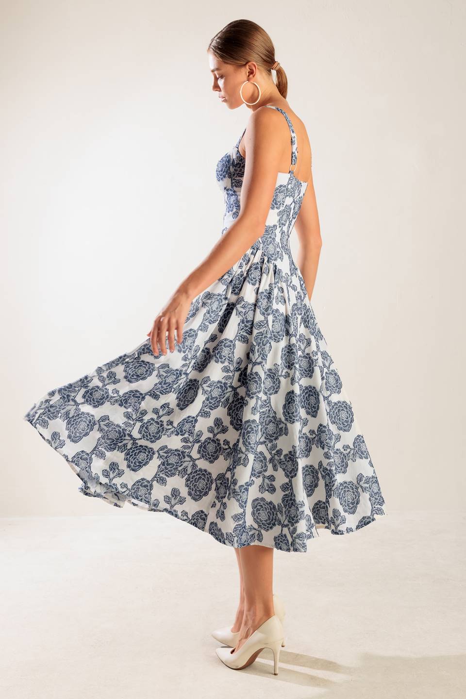EXPLORING NEW INTERESTS MIDI DRESS - Image 8