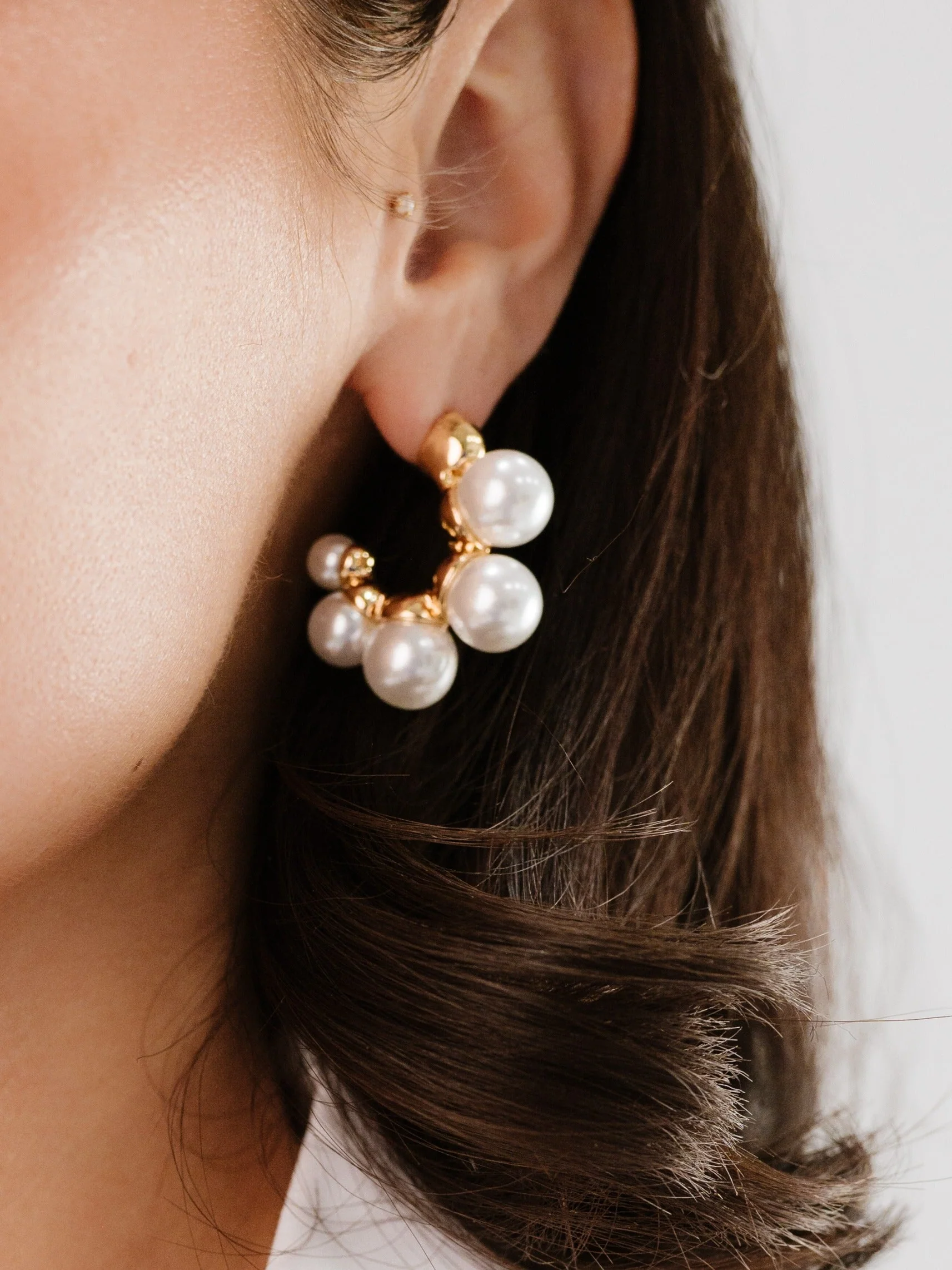 Five Pearls Hoop Earrings - Image 3