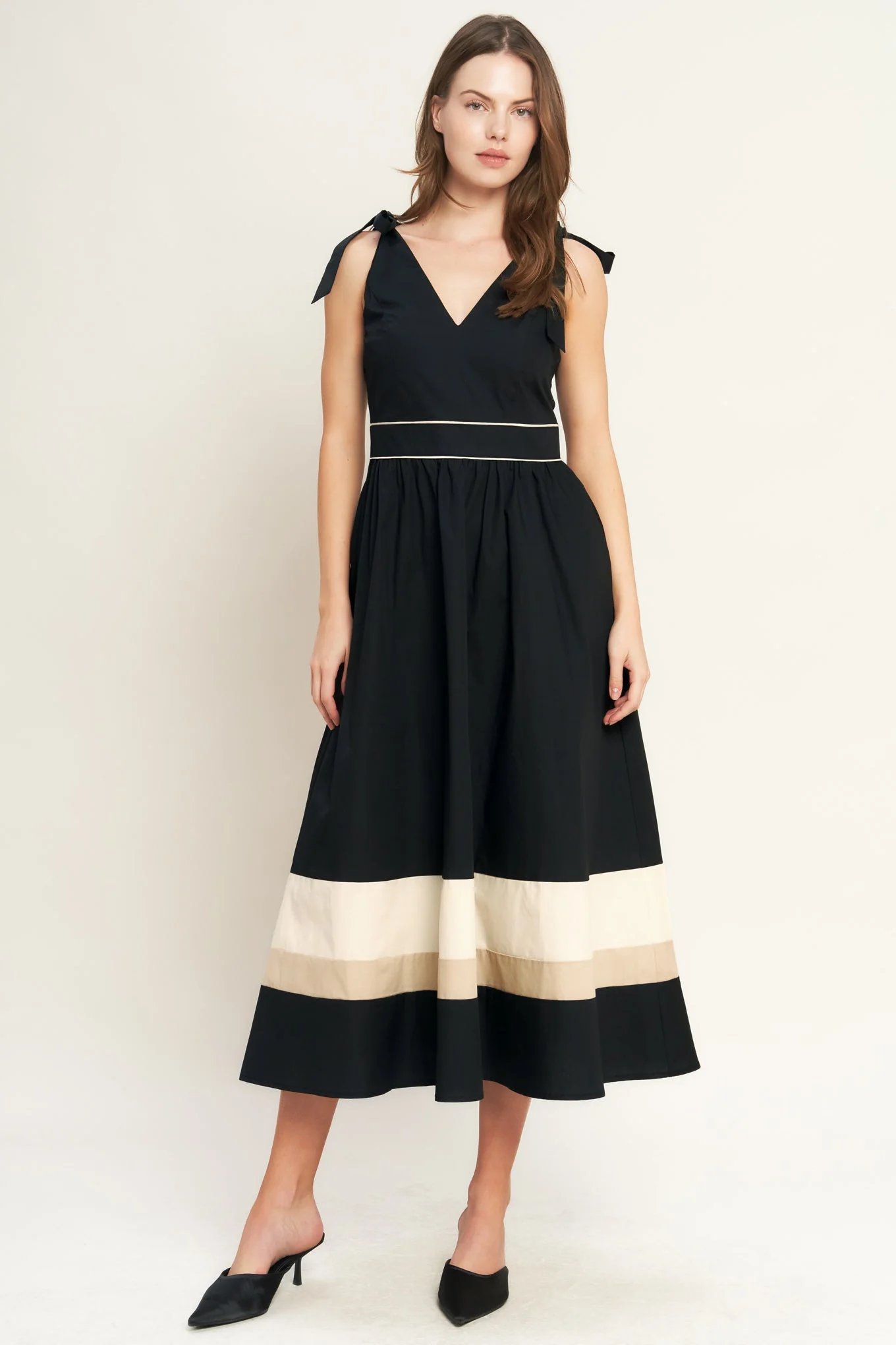 FOREST CHARM BLACK & CREAM MIDI DRESS - Image 2