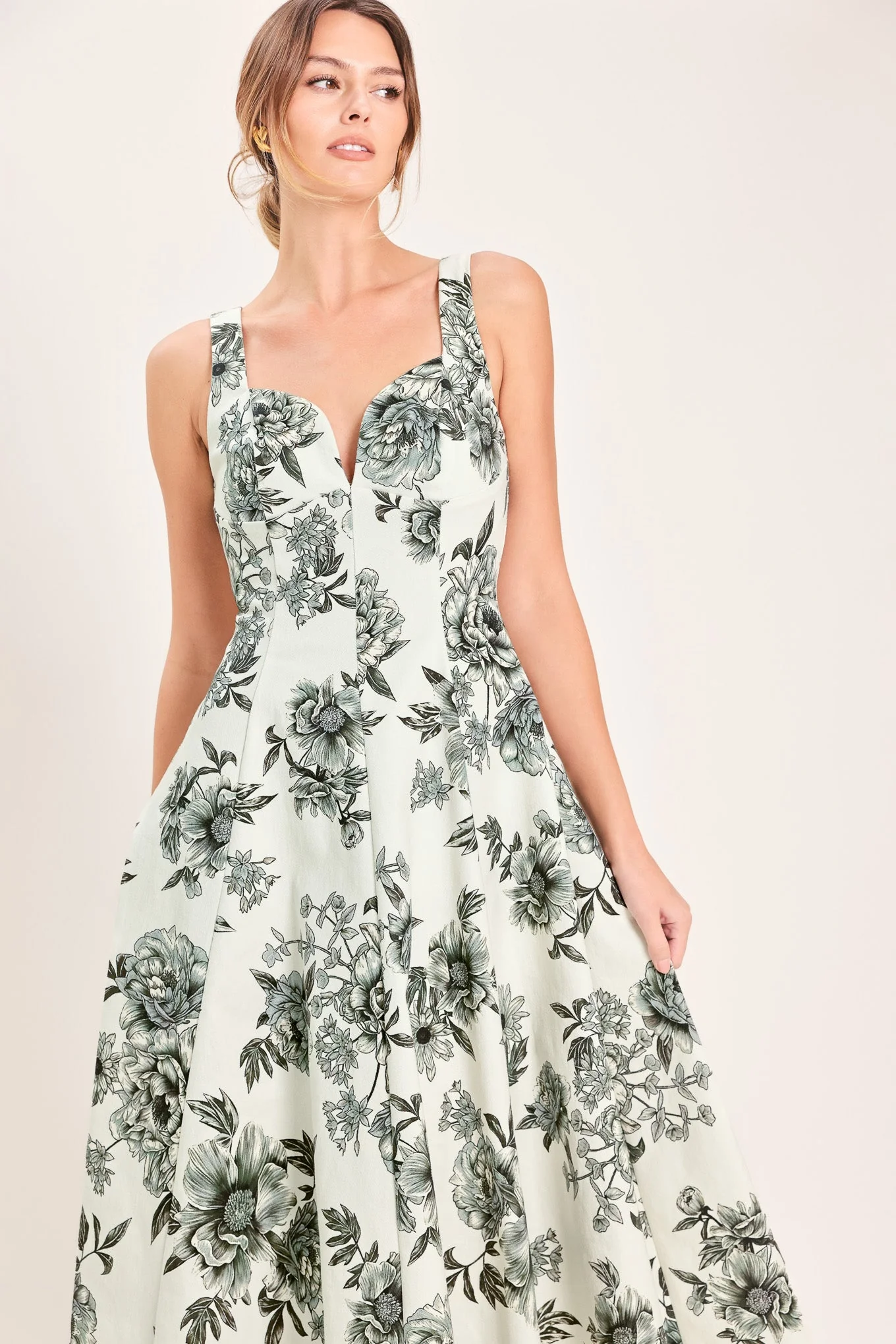 FOREVER YOUNG BLACK FLORAL MIDI DRESS - Image 4