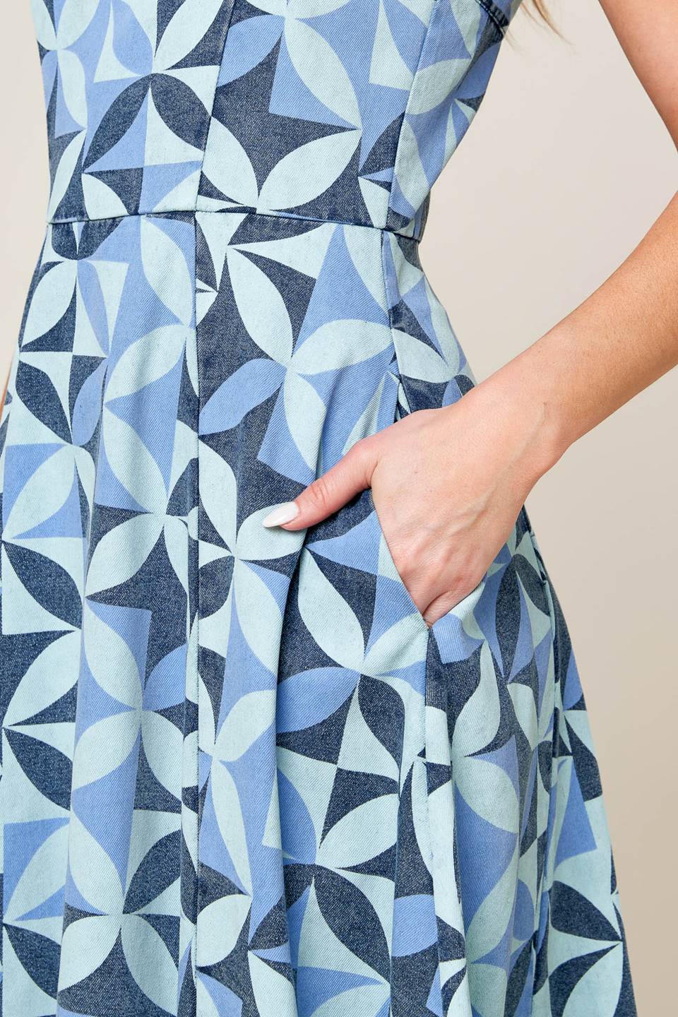 GWENNY - GEOMETRIC BLUE DENIM MIDI DRESS - Image 6