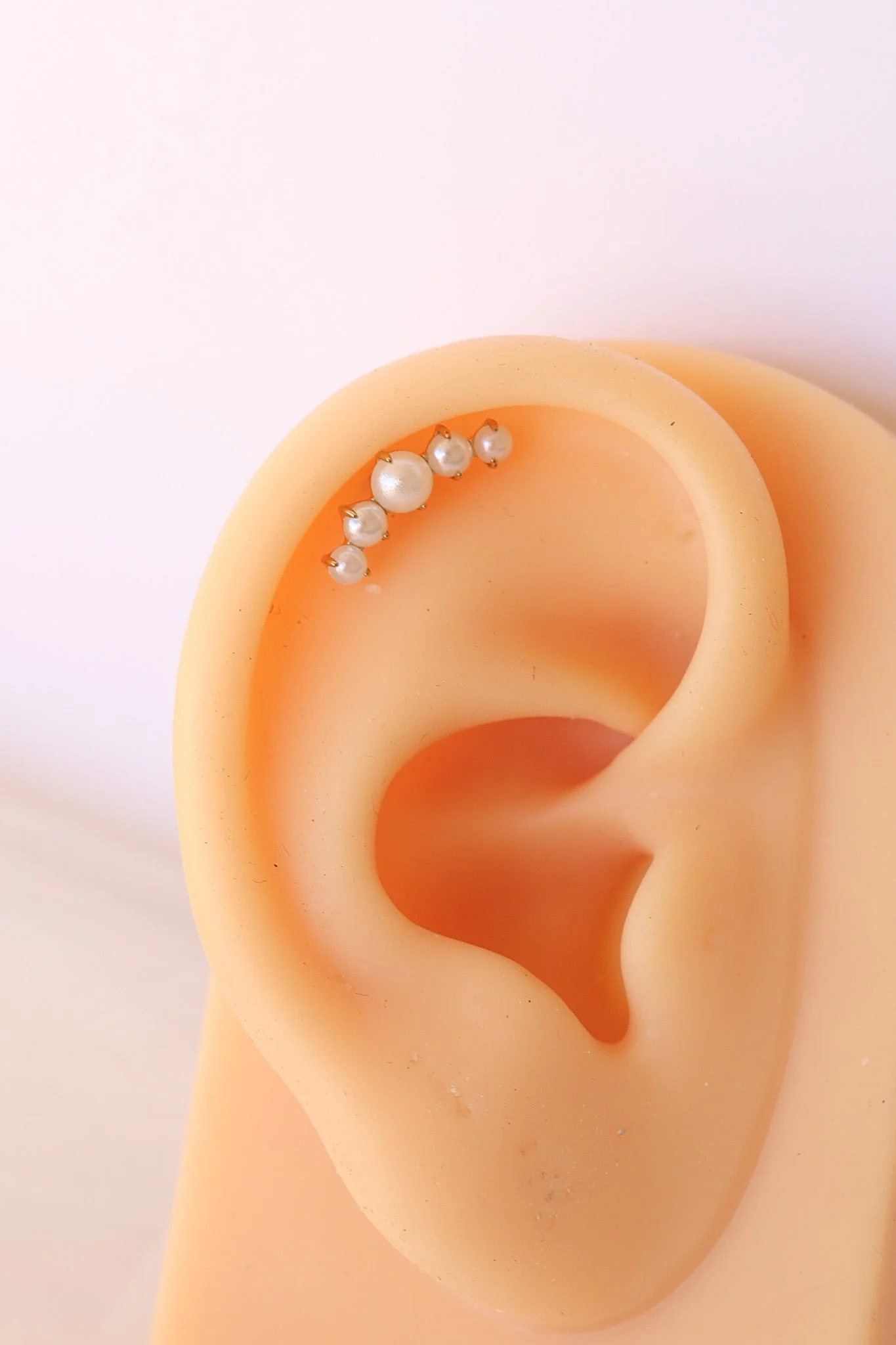 Hepburn Flat Back Pearl Stud Earring - Image 2