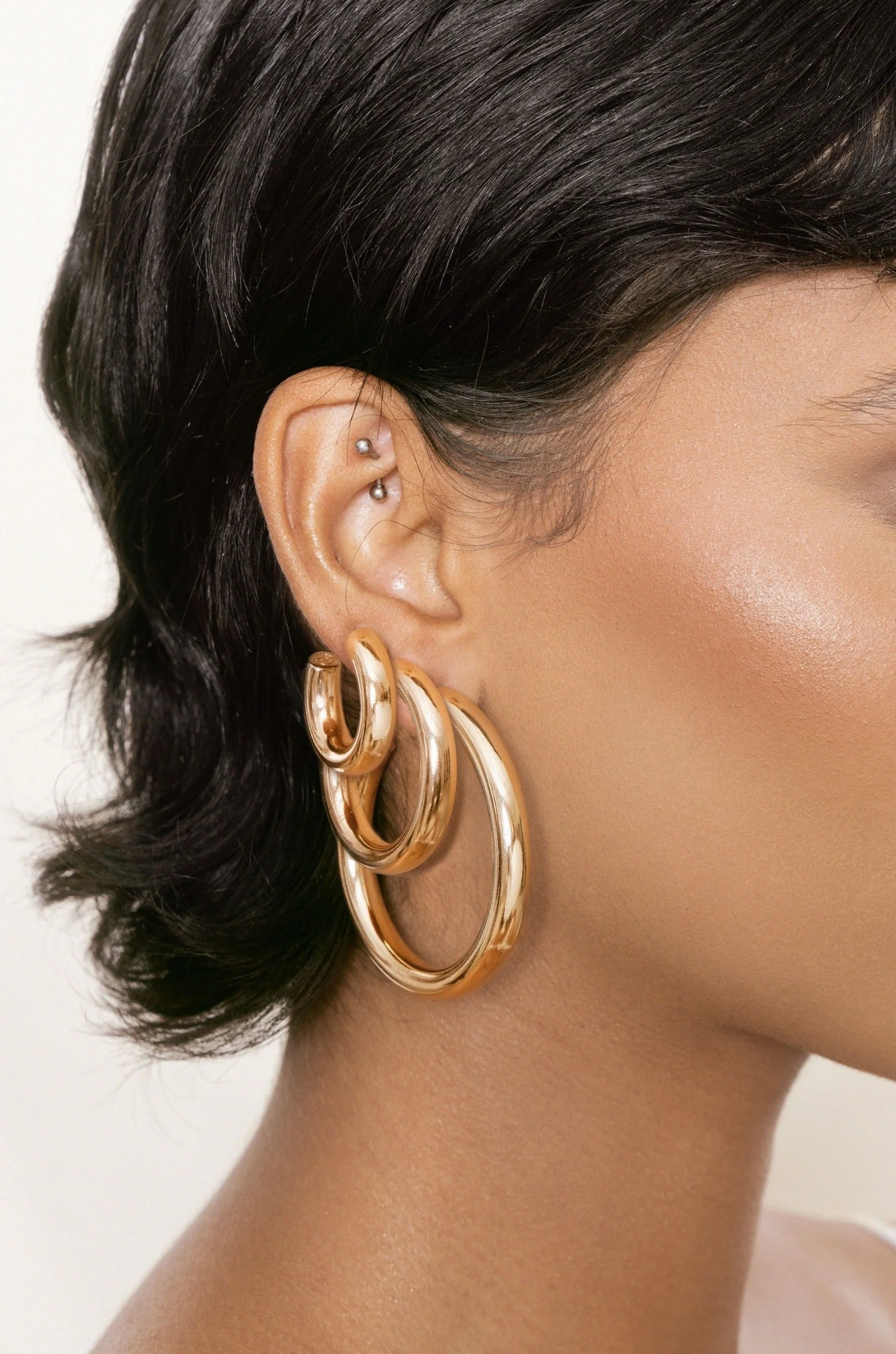 Large Thick Classic Hoops - Image 4