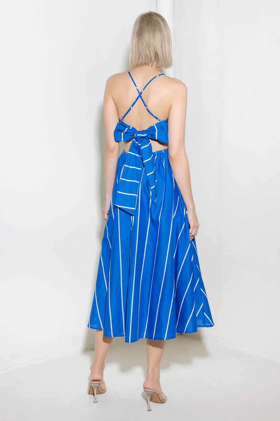LET THE GOOD IN - BLUE STRIPE - TIE BACK MIDI DRESS - Image 7