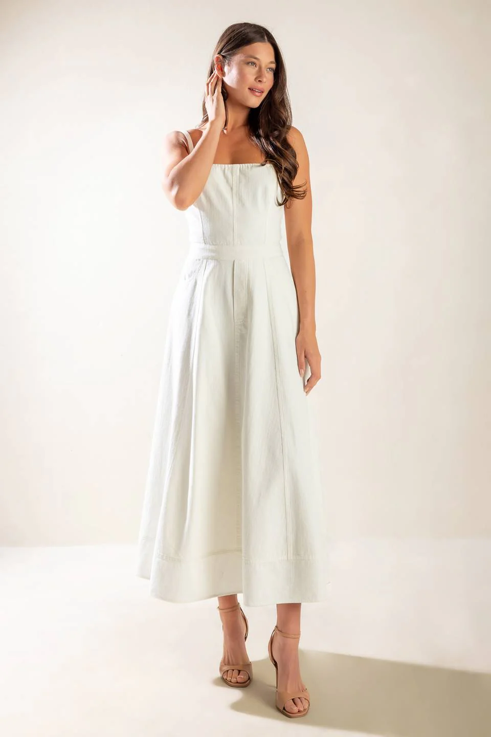 LET'S GO FOR A WALK - WHITE - LACE UP BACK MIDI DRESS - Image 4
