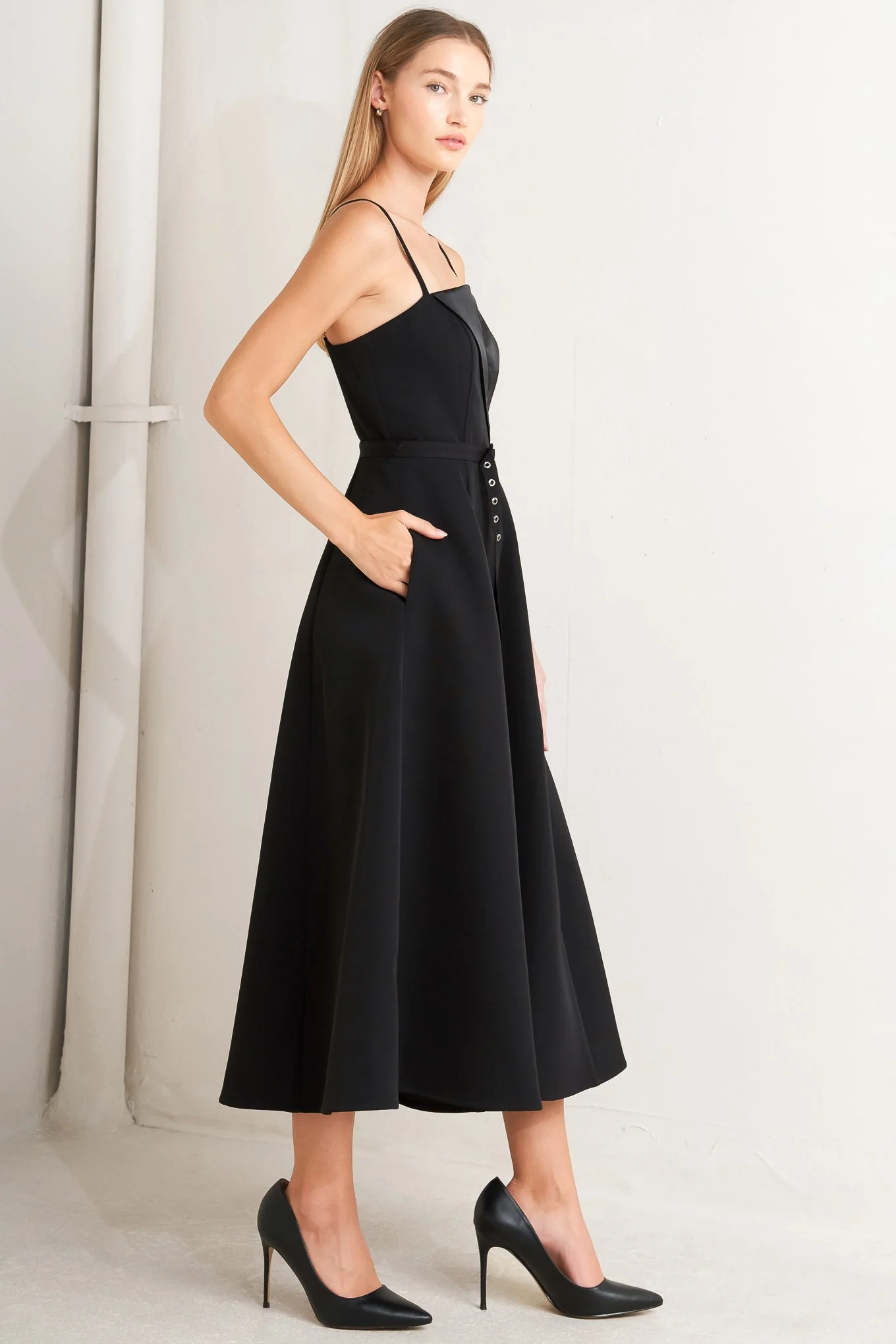 MIDNIGHT TUX BLACK MIDI DRESS - Image 3