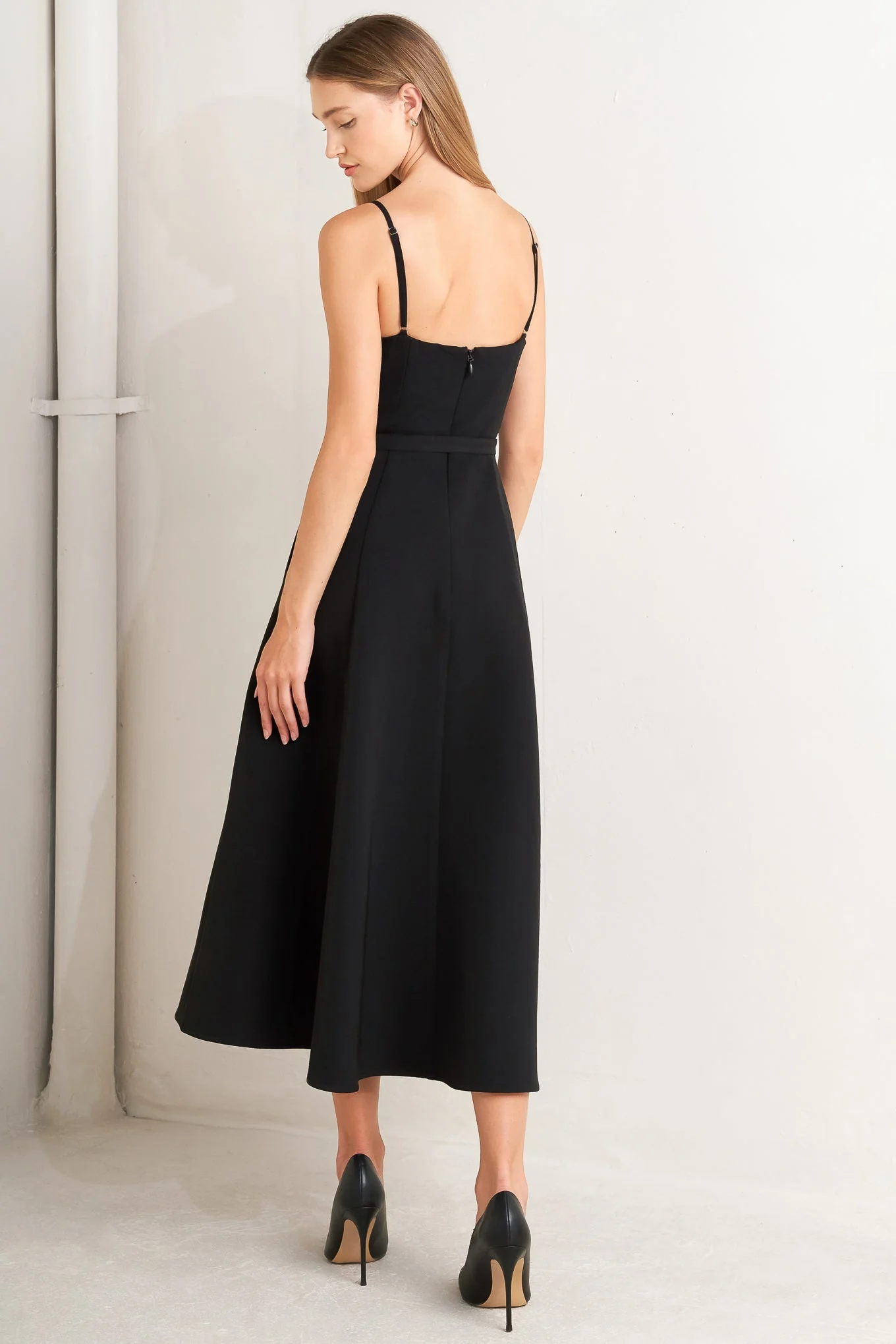 MIDNIGHT TUX BLACK MIDI DRESS - Image 5