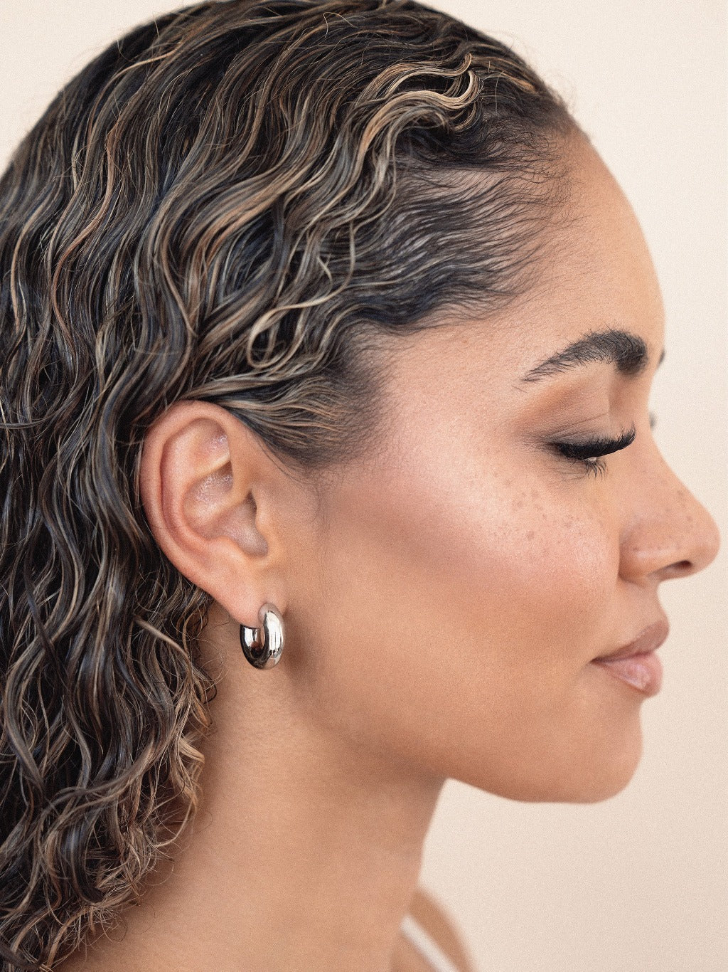 Mini Thick Classic Hoops - Image 8