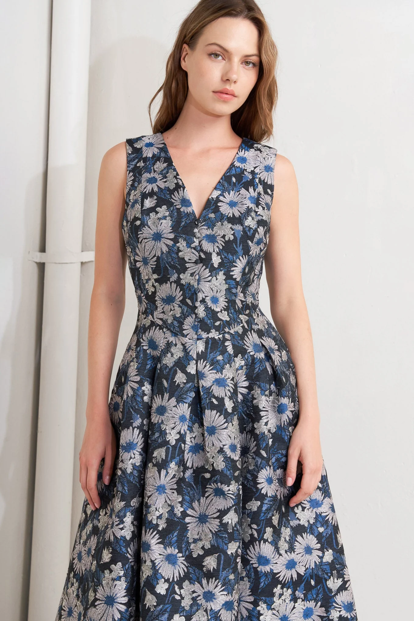 NAVY FLORAL JACQUARD MIDI DRESS WITH POCKETS - FINAL SALE - Image 5