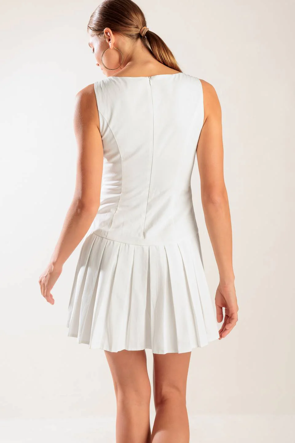 NO COMPARISONS PLEATED SKIRT MINI DRESS - WHITE- FINAL SALE - Image 4