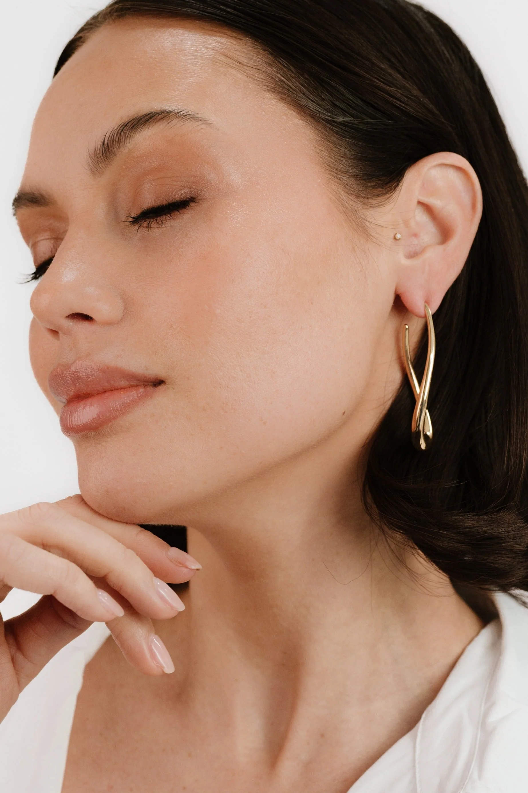 Oblong Abstract Hoop Earring - Image 6