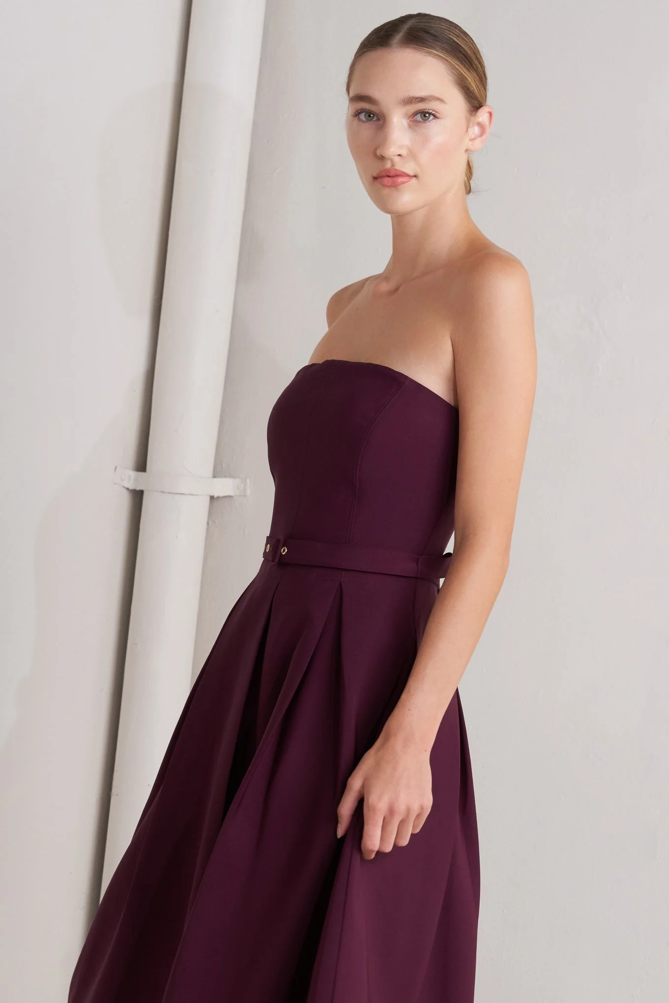 OPERA WINE BURGUNDY MIDI DRESS WITH POCKETS - Image 4