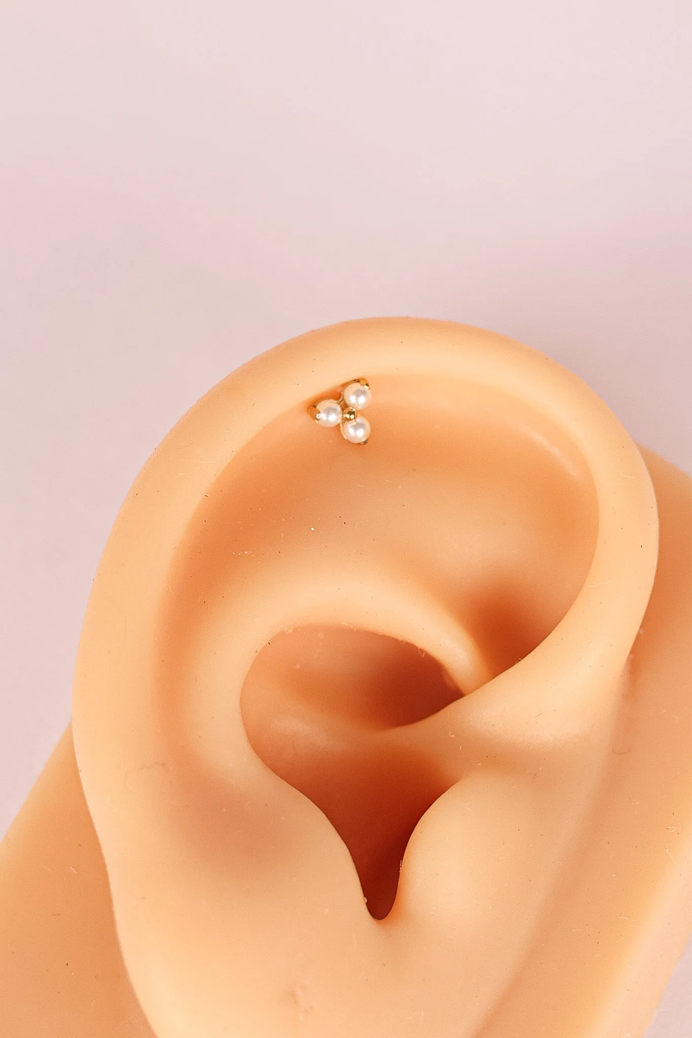 Pearl Trio Flat Back Earring - Image 6