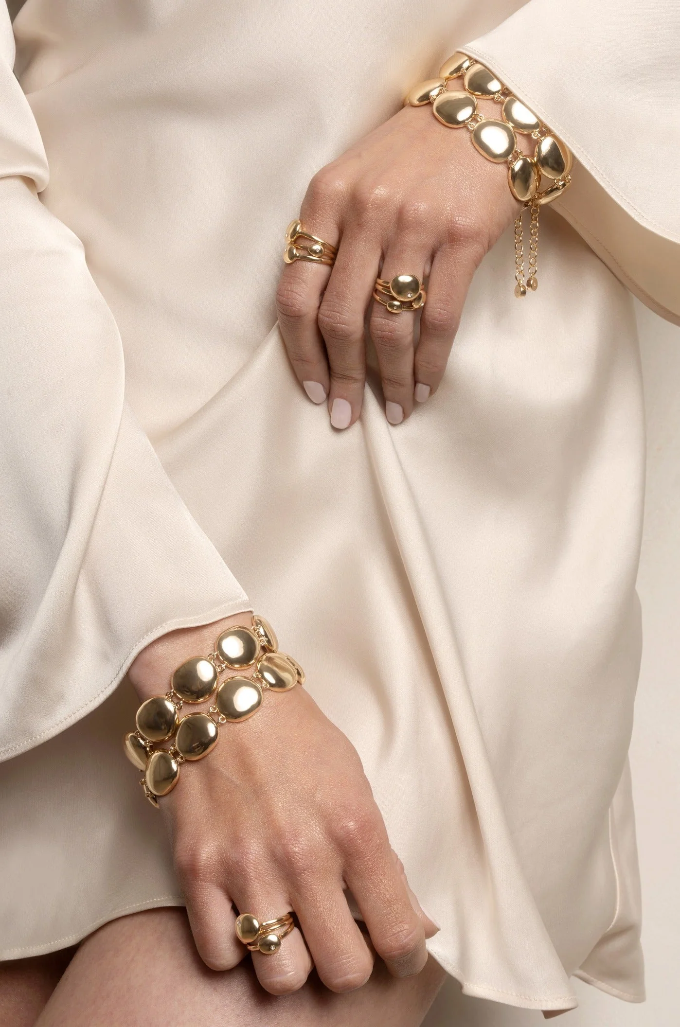Polished Pebble Linked Bracelet - Image 6