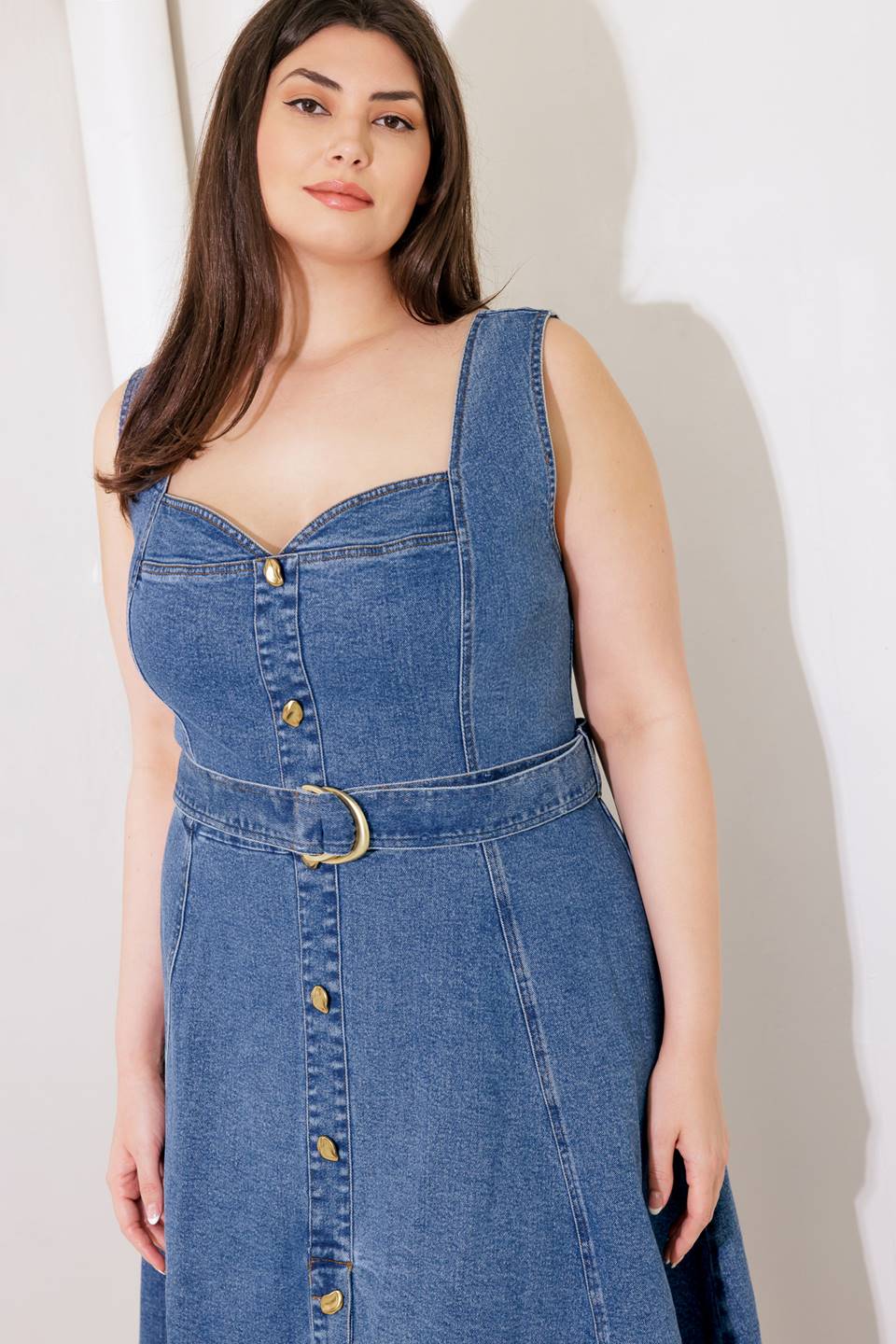 PRETTIEST BEHAVIOR DENIM MIDI DRESS - Image 13