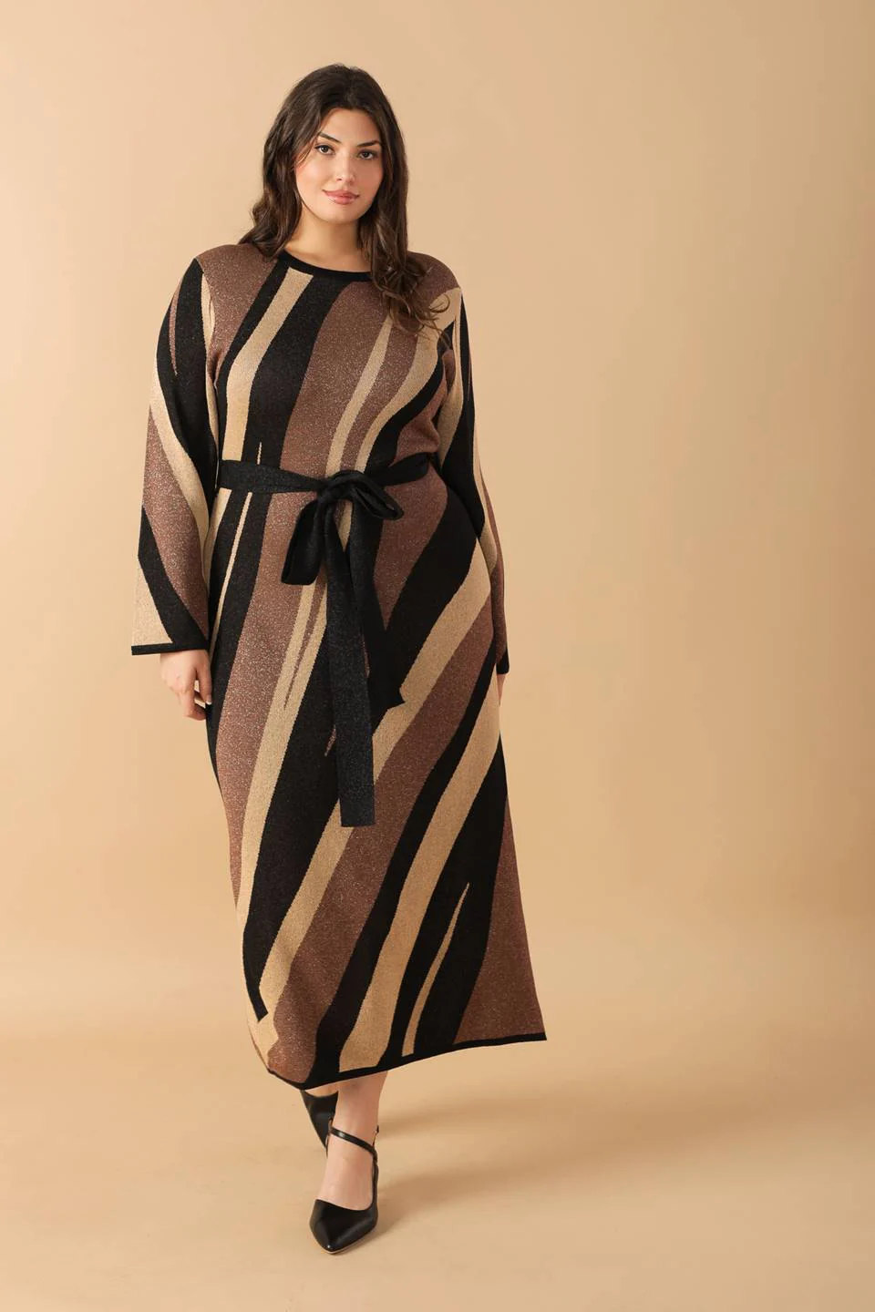 PUT ON A SMILE BROWN MIDI SWEATER DRESS - Image 3