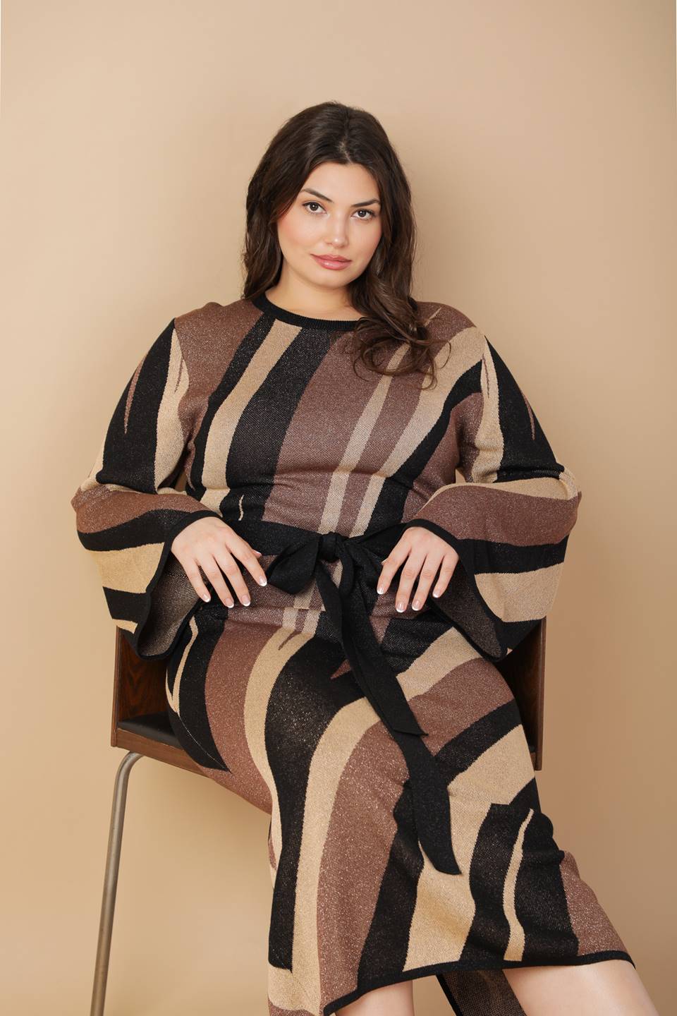 PUT ON A SMILE BROWN MIDI SWEATER DRESS - Image 8