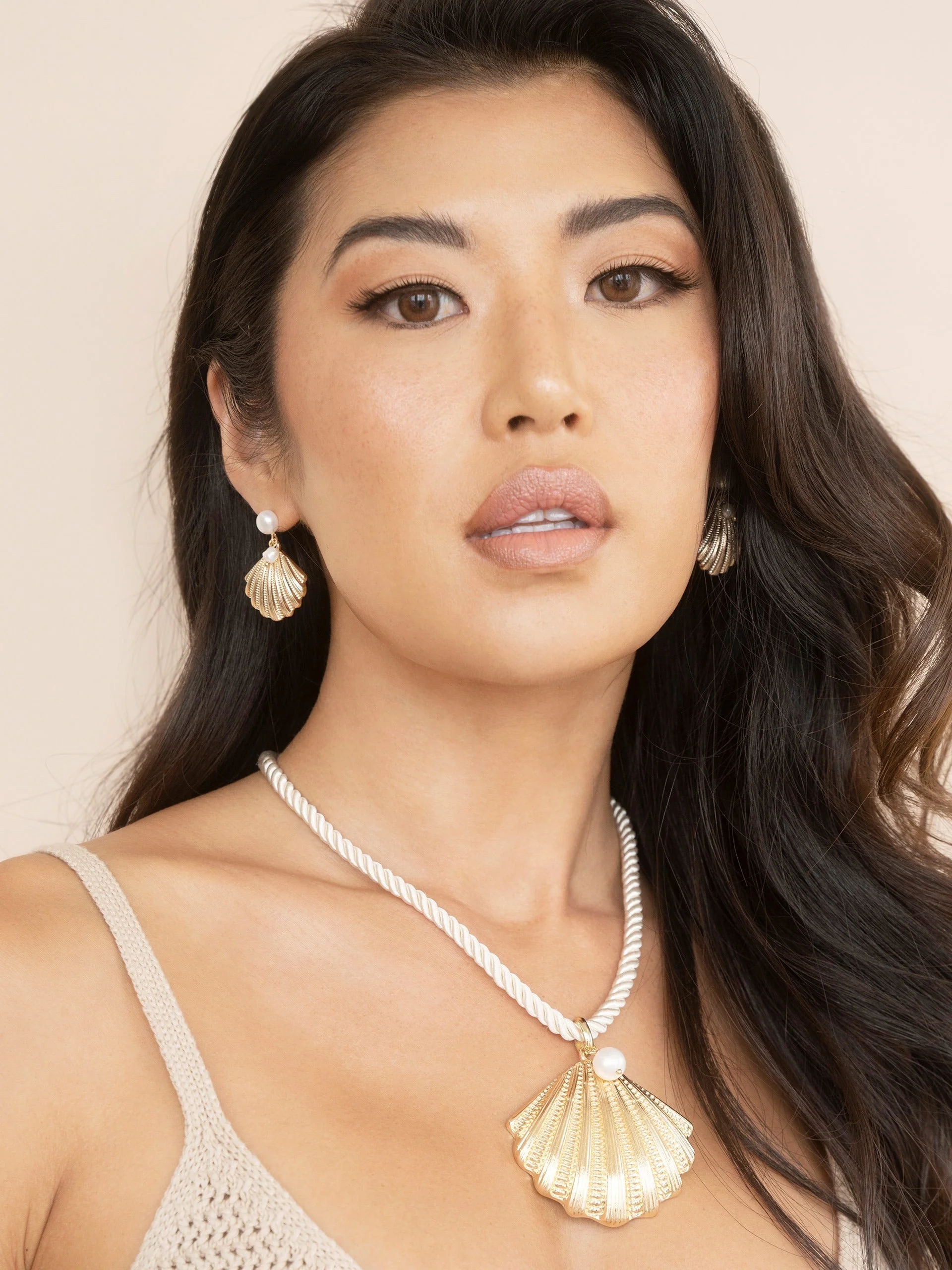 Scallop Shell and Pearl Earrings - Image 4