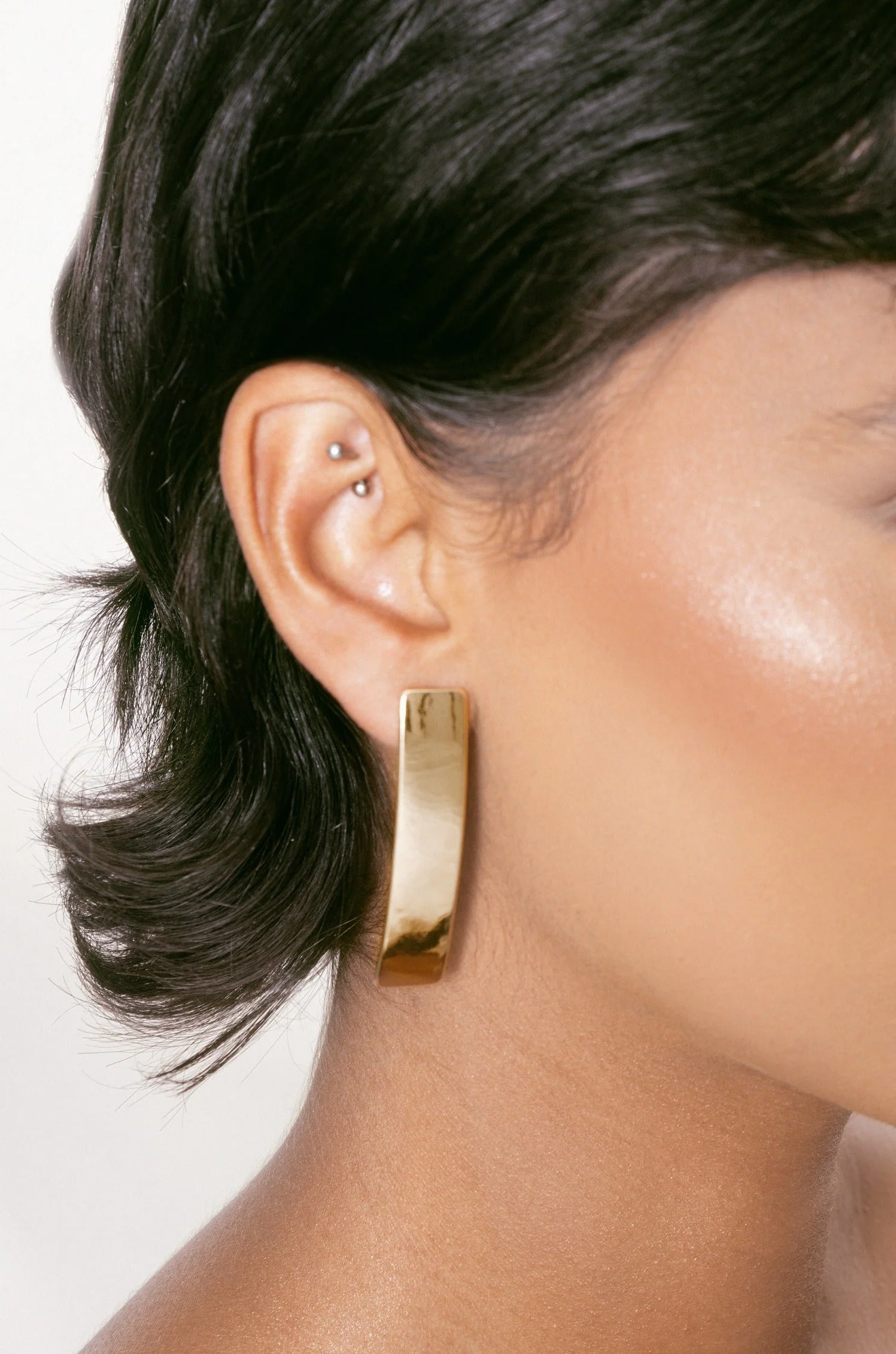Single Bar Earrings - Image 3