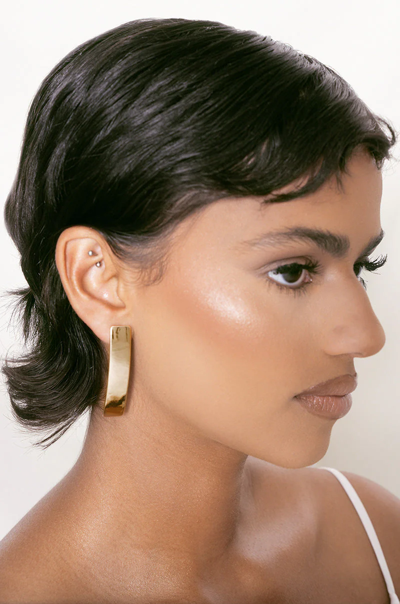 Single Bar Earrings - Image 6
