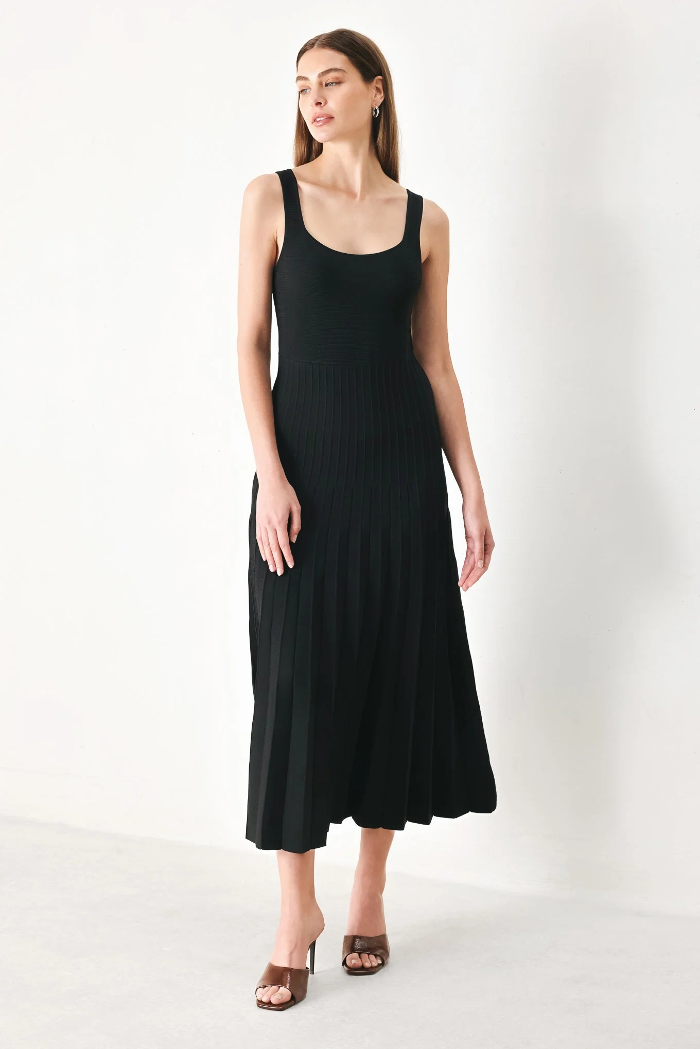 SWEATER KNIT MIDI DRESS WITH PLEATED SKIRT - Image 5